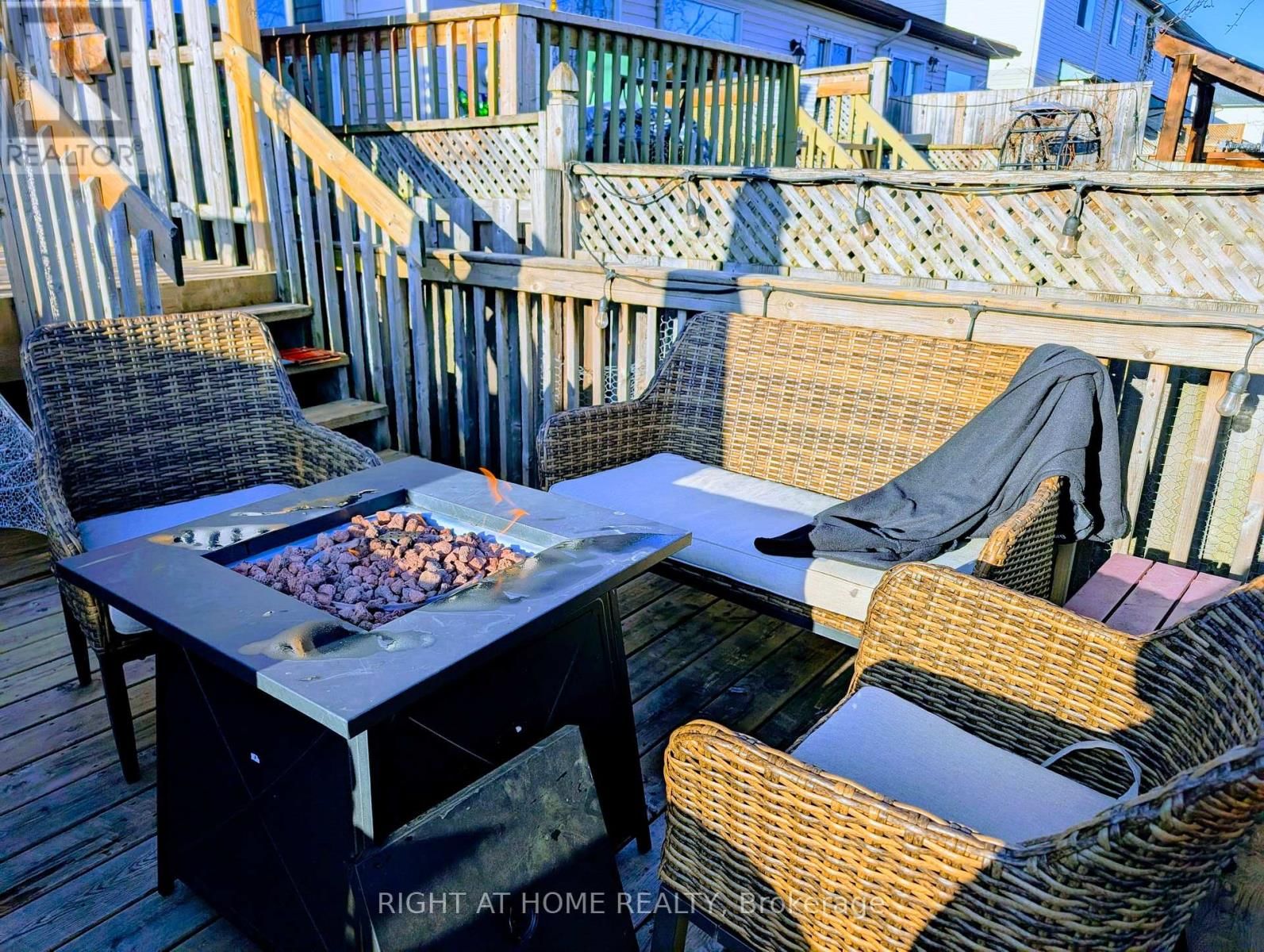 2034 P AVENUE Image 42