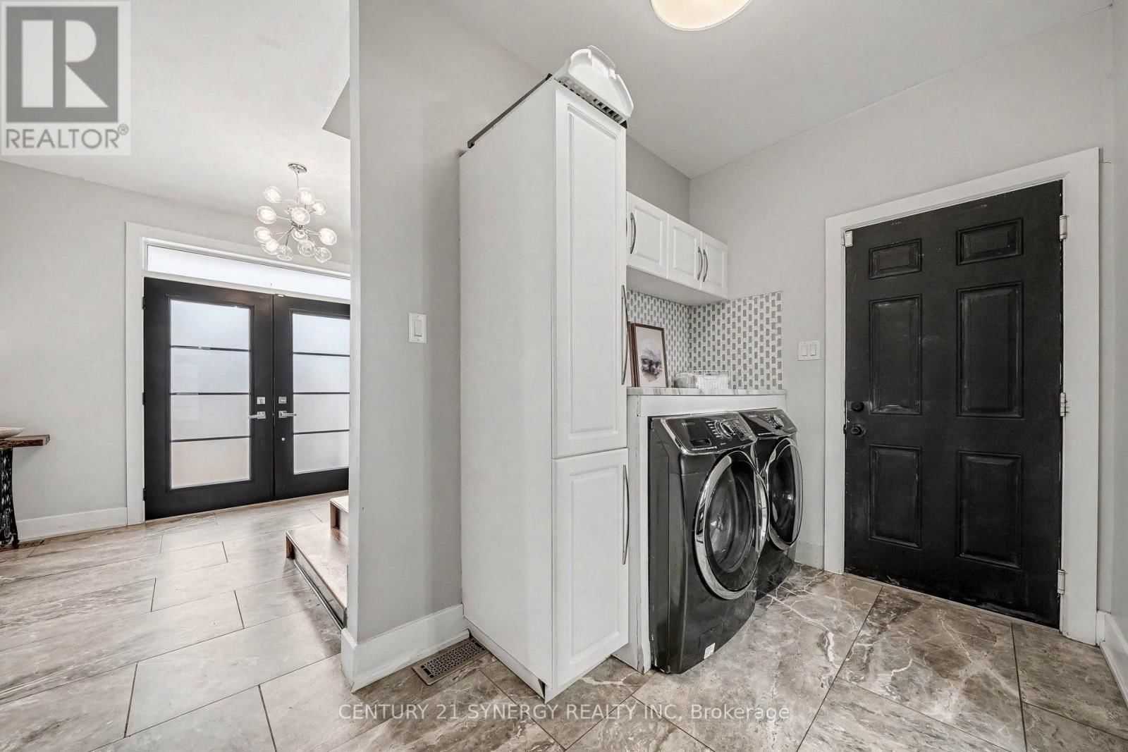 238 BASELINE ROAD Image 6