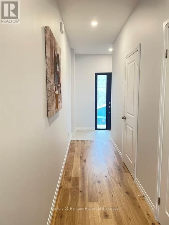 315 KADING CRESCENT Image 2