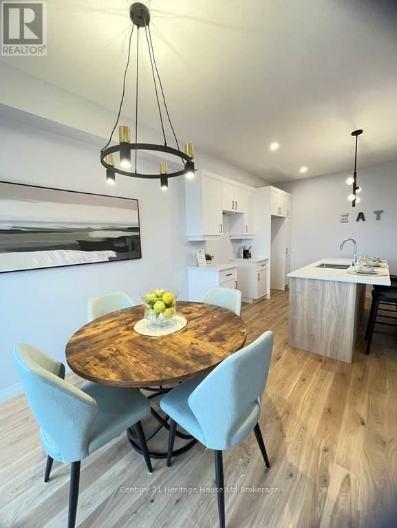 315 KADING CRESCENT Image 3