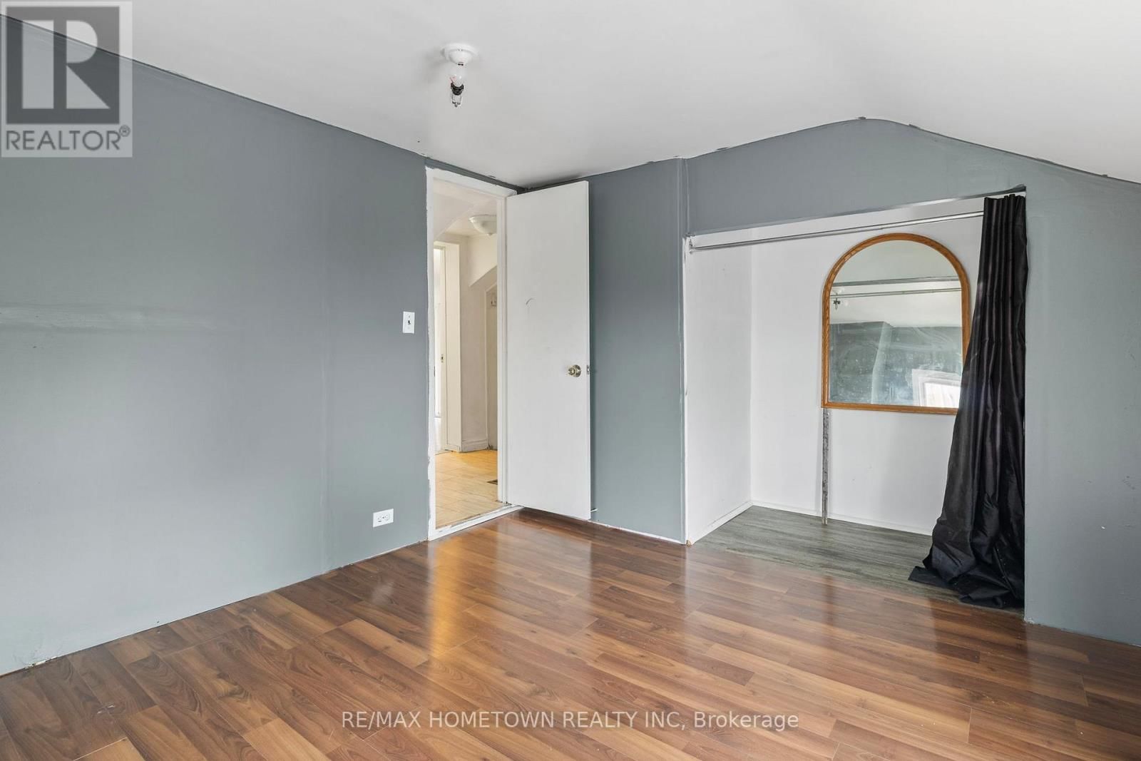 93 PERTH STREET Image 14