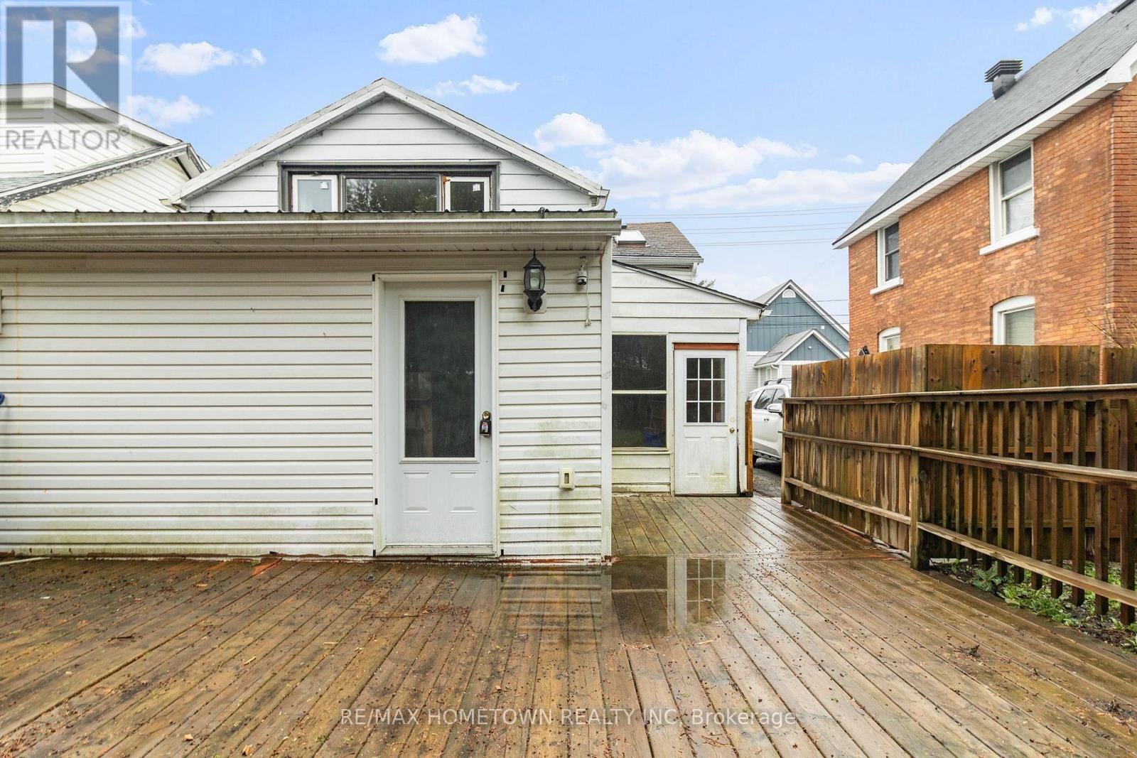 93 PERTH STREET Image 18