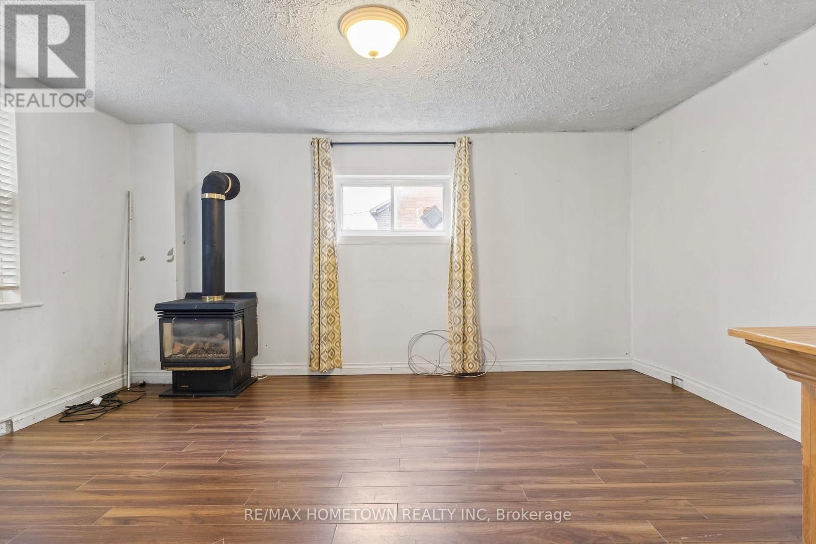 93 PERTH STREET Image 9