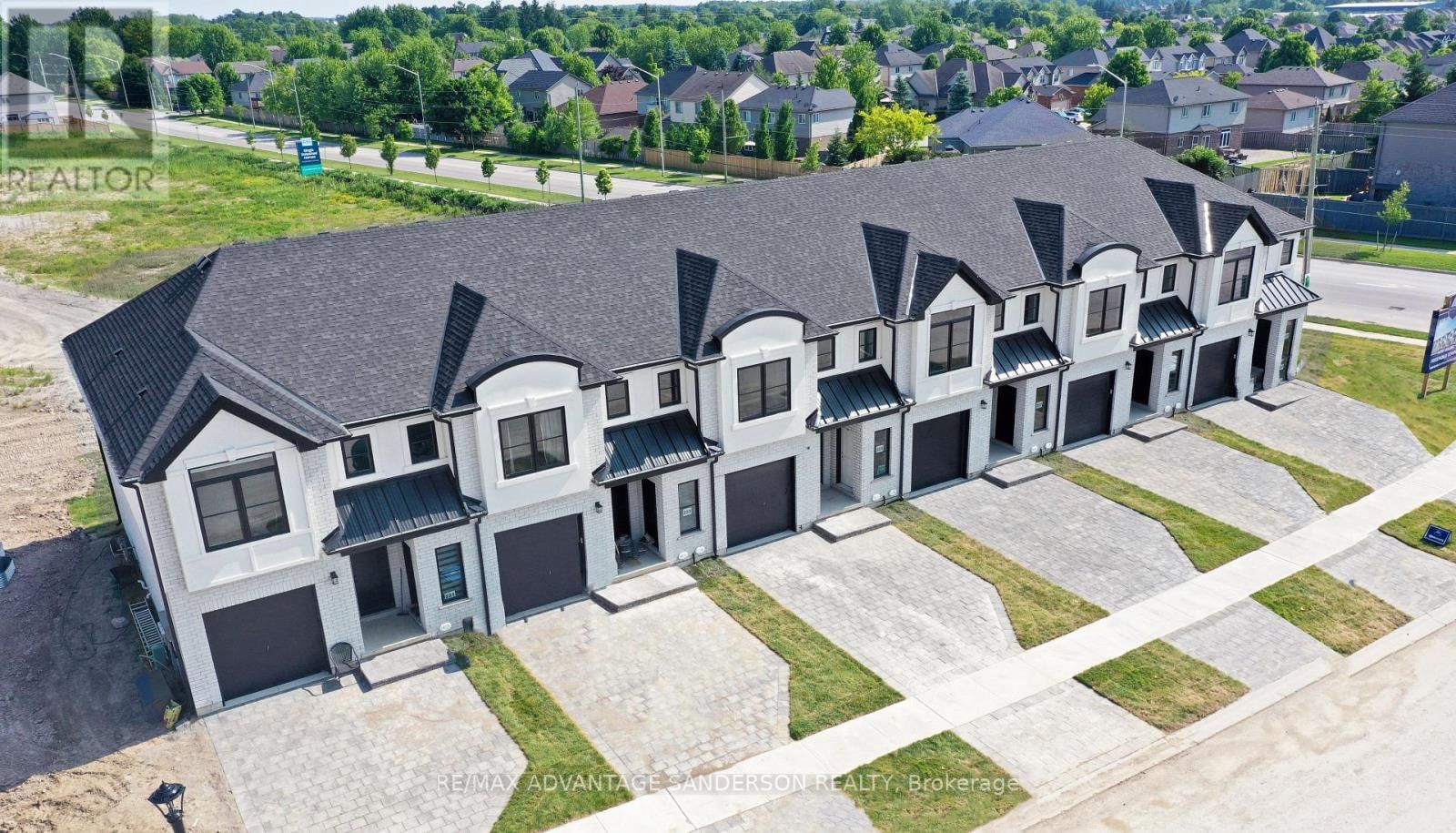 171 BOWMAN DRIVE Image 1