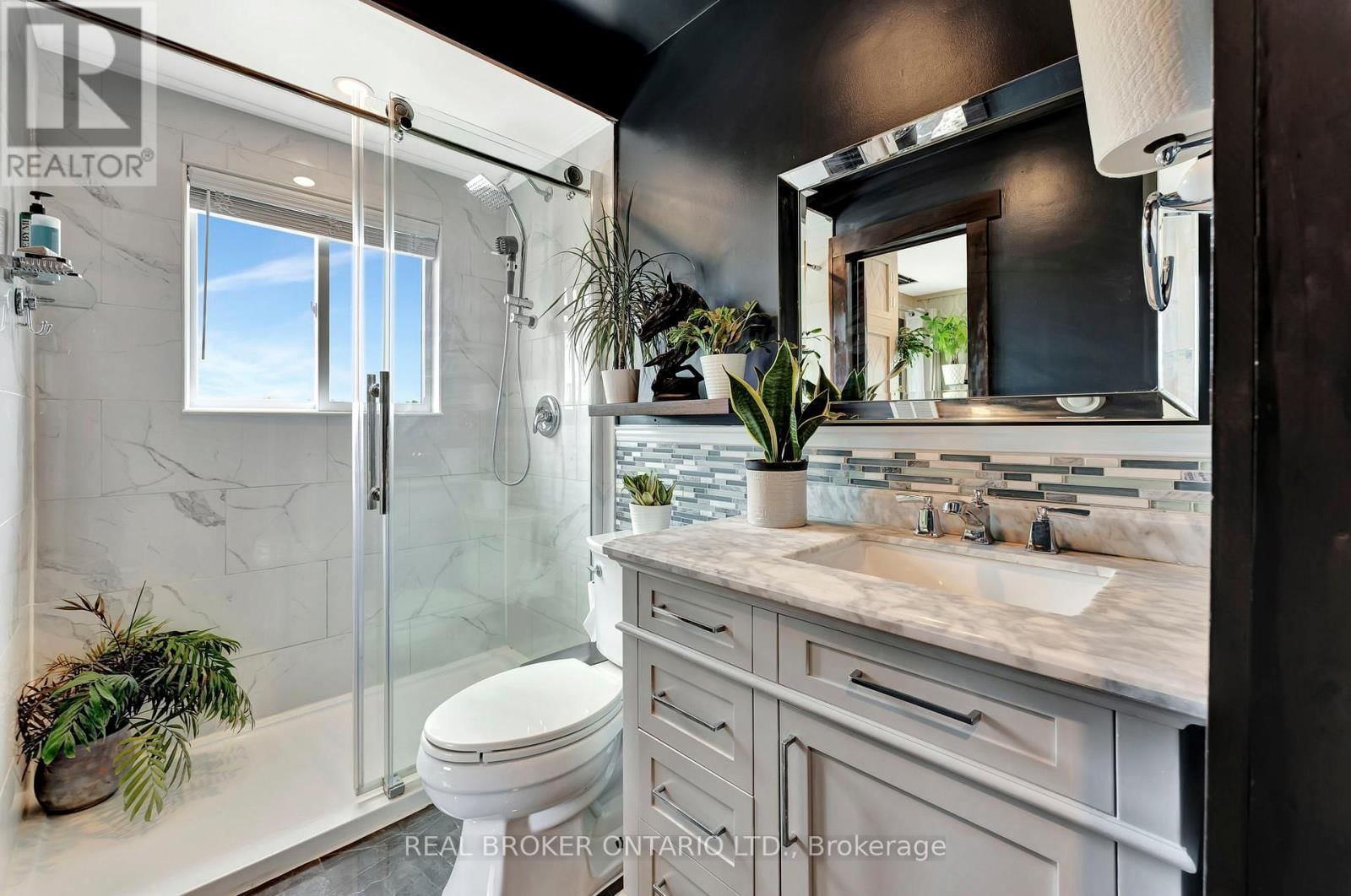 174 COUNTY 1 ROAD Image 17