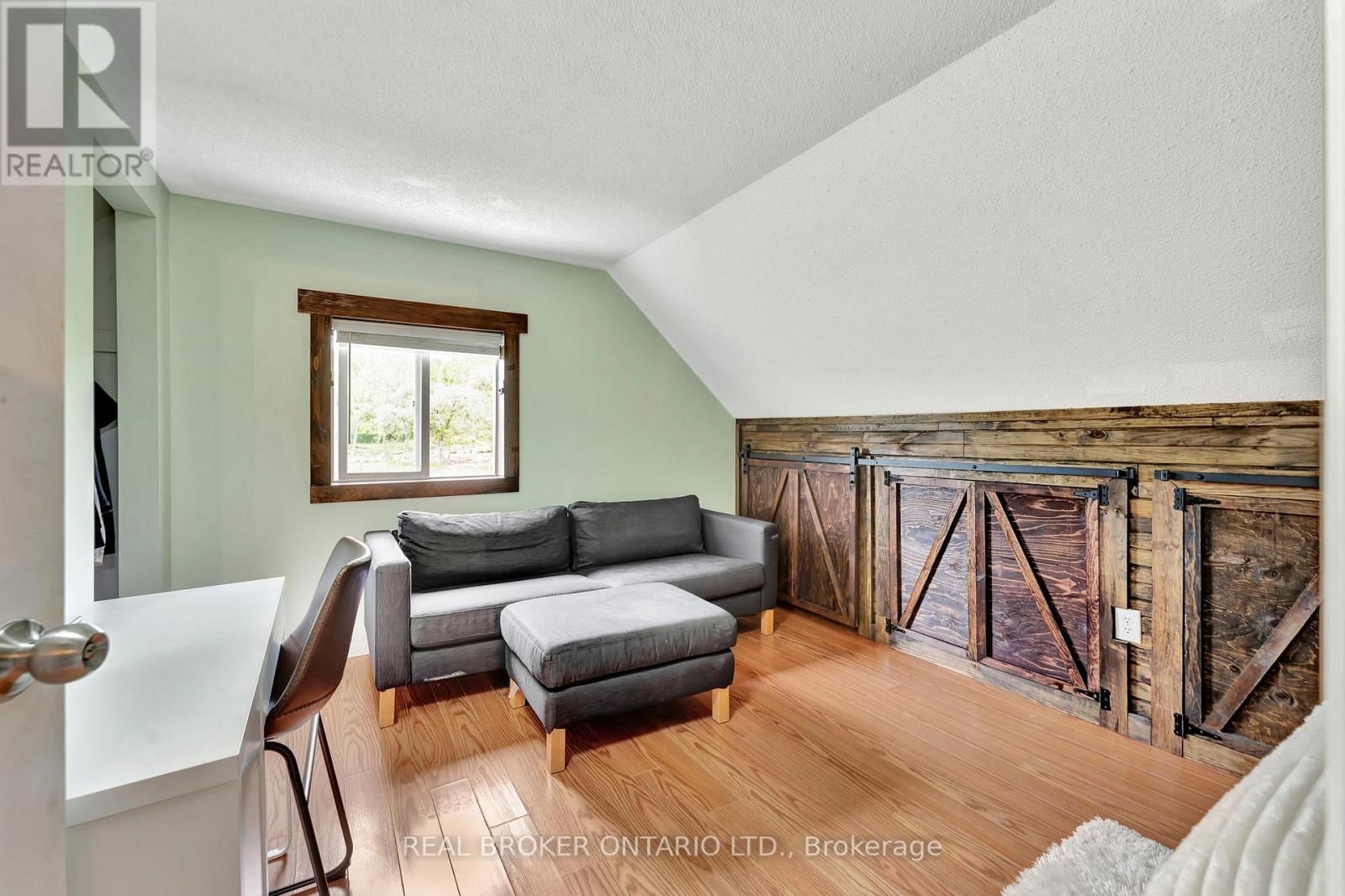 174 COUNTY 1 ROAD Image 22