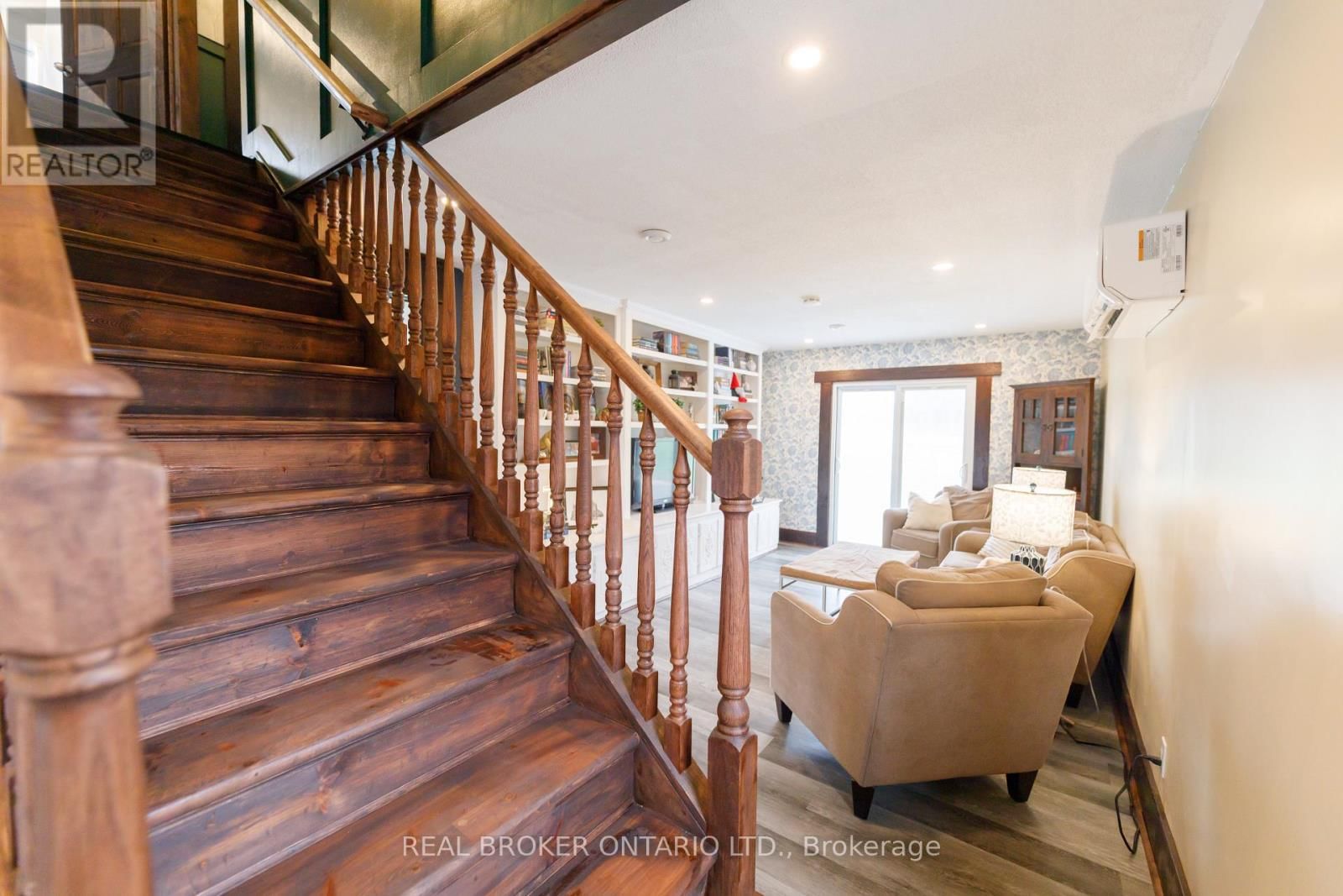 174 COUNTY 1 ROAD Image 9