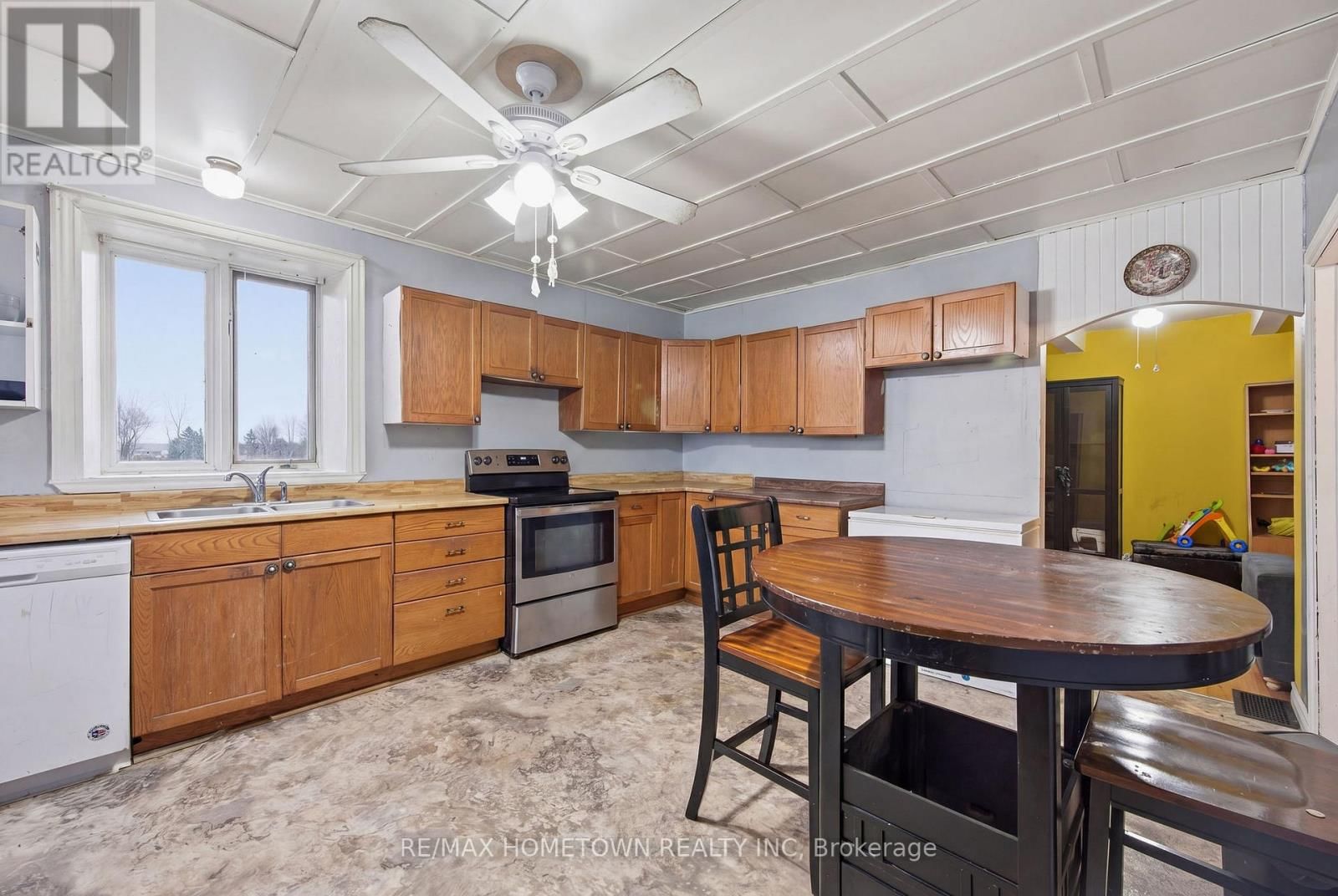 49 ADDISON ROAD Image 6