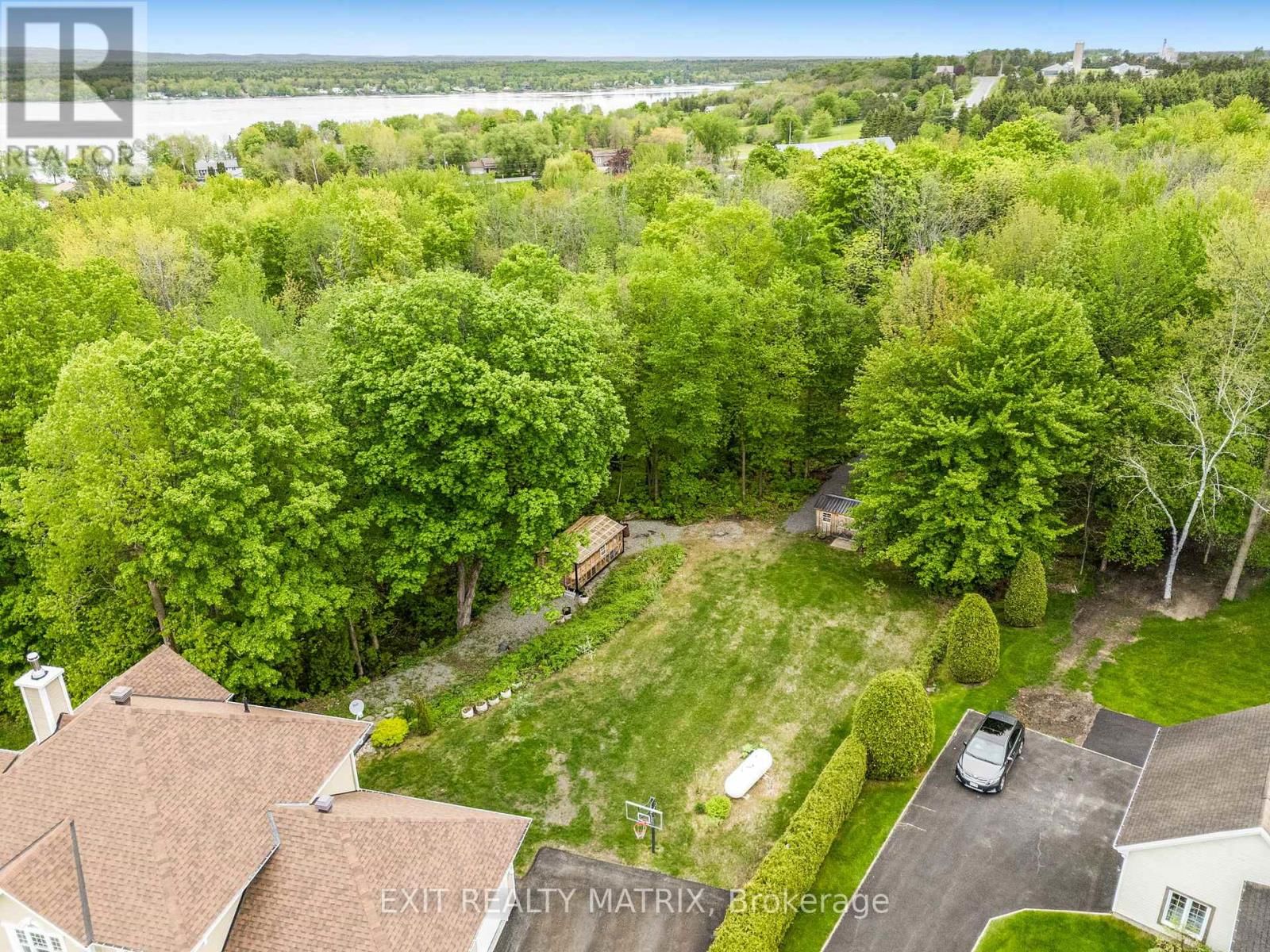 5 - 64 RADSTOCK LANE Image 14