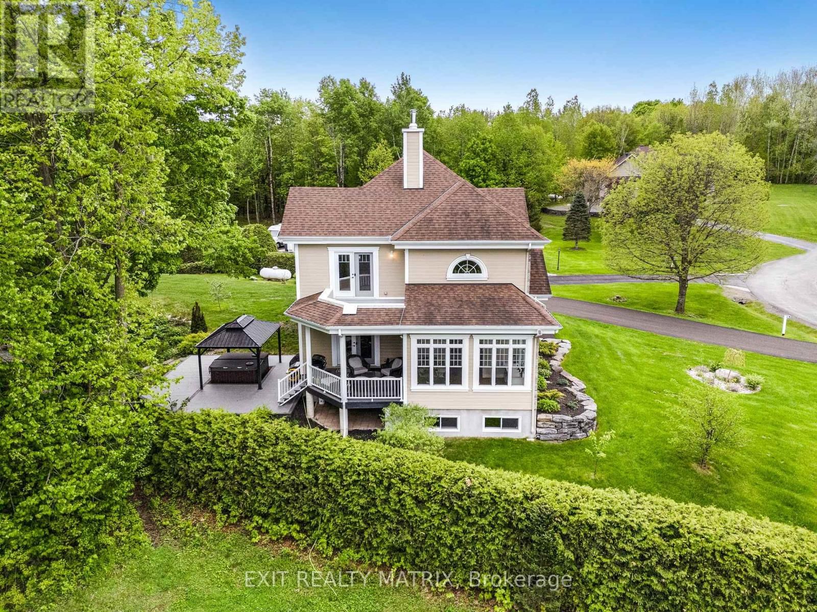 5 - 64 RADSTOCK LANE Image 3