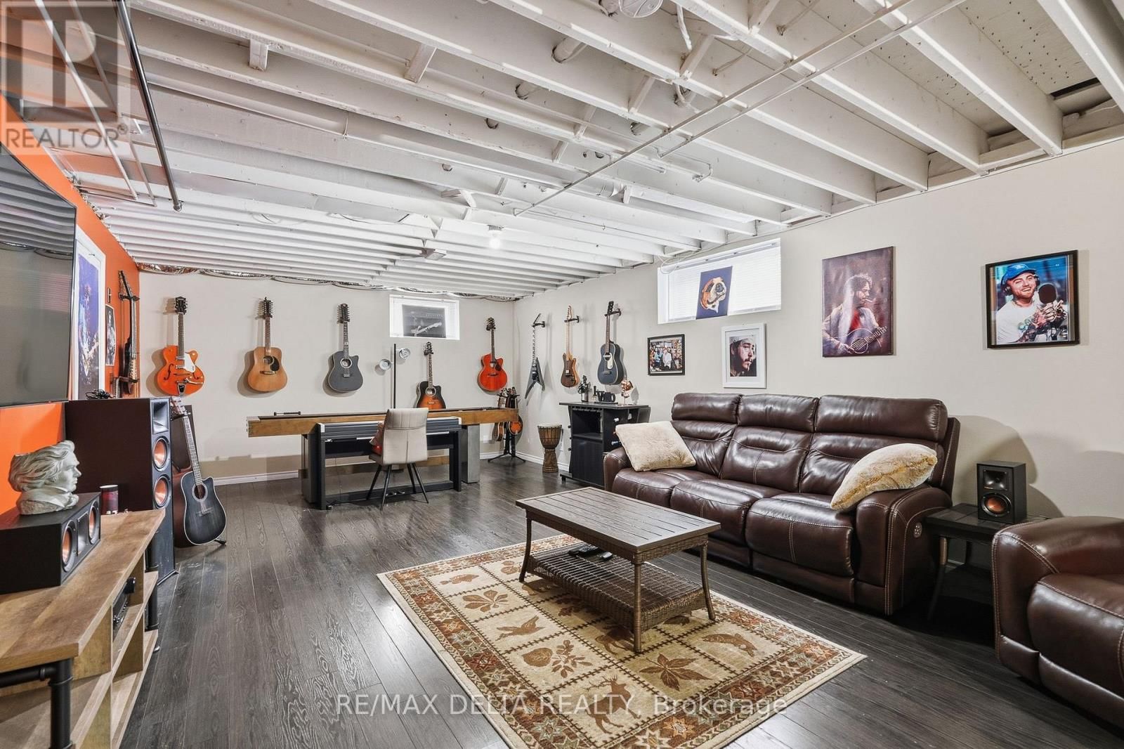 60 RICHARD STREET Image 20