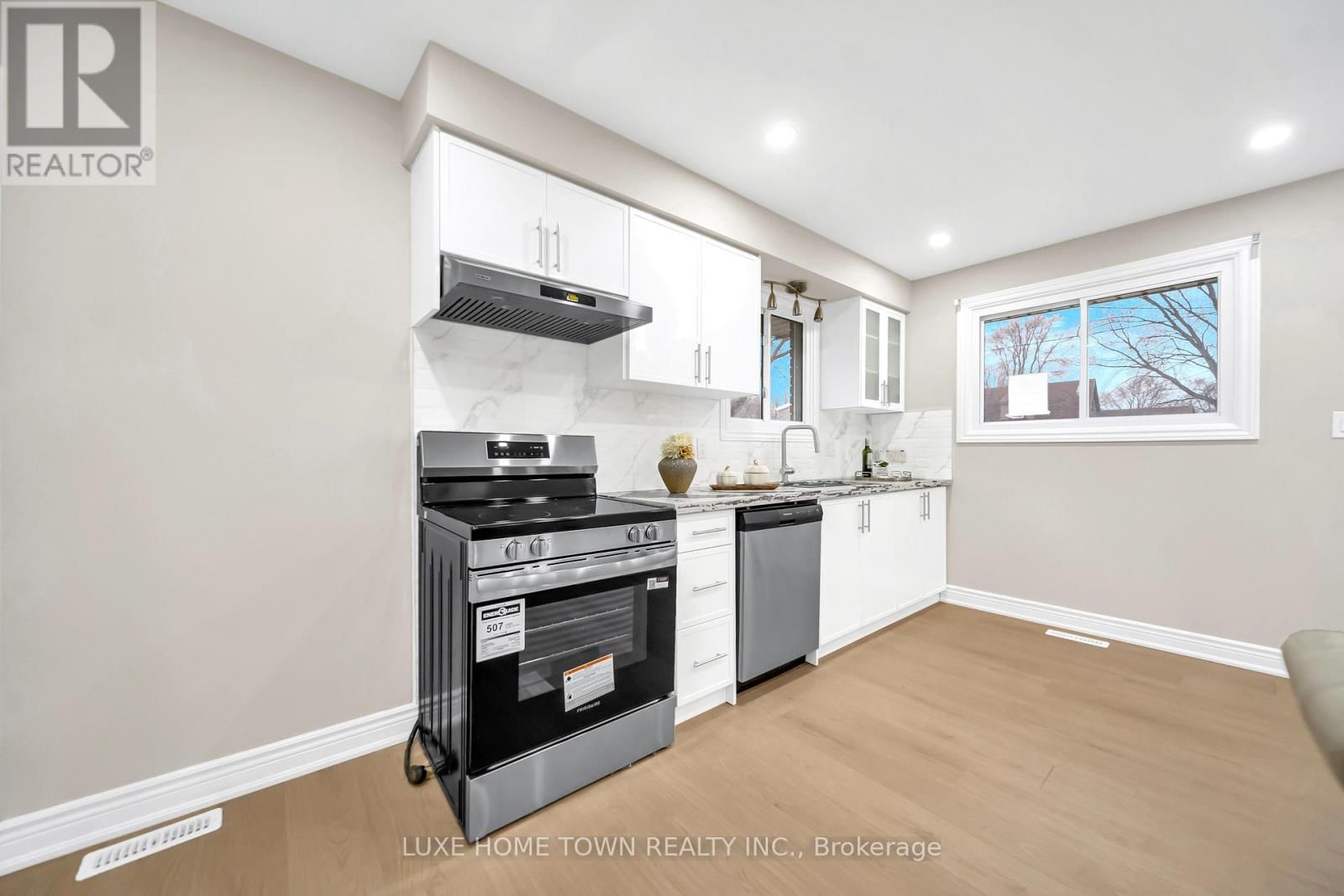 46 ELMWOOD AVENUE Image 13