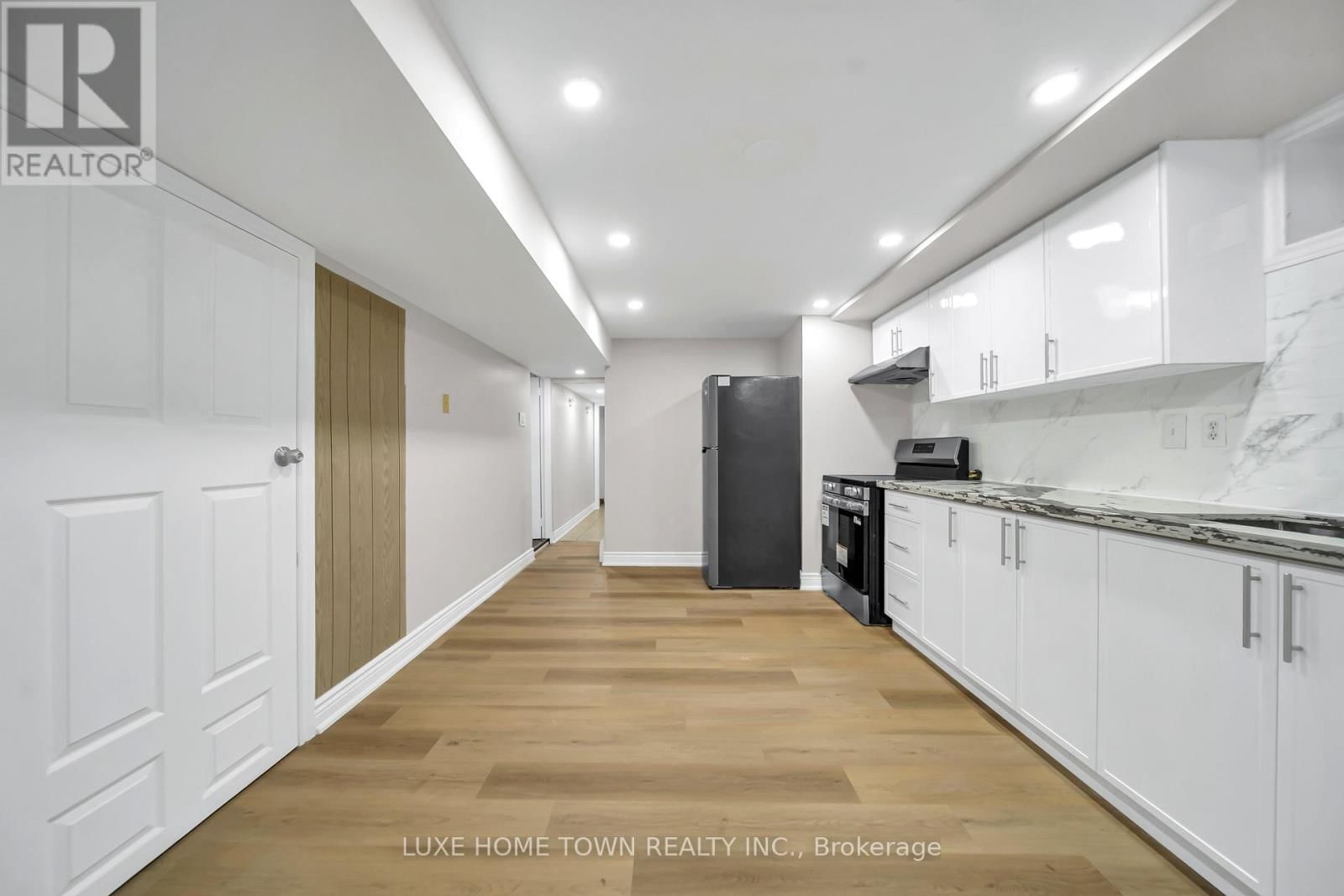 46 ELMWOOD AVENUE Image 30