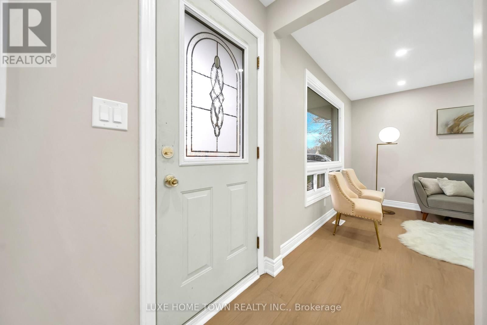 46 ELMWOOD AVENUE Image 8