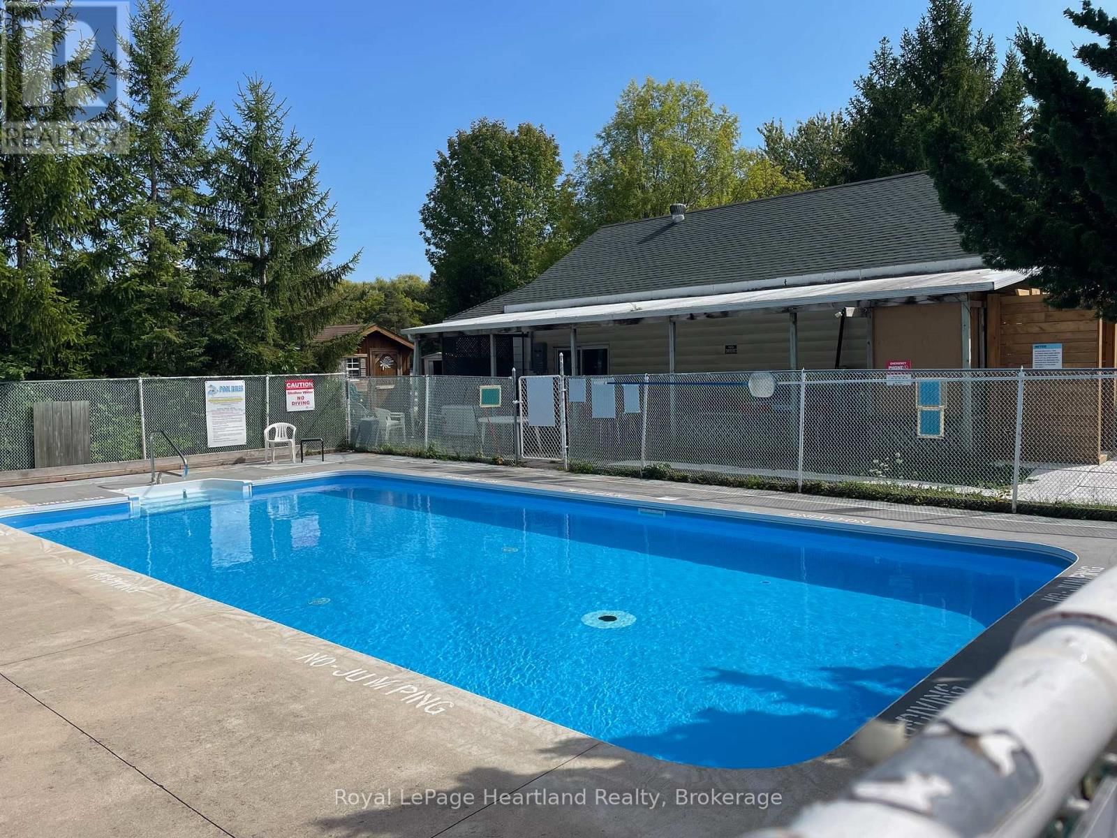 77719 BLUEWATER HIGHWAY Image 25