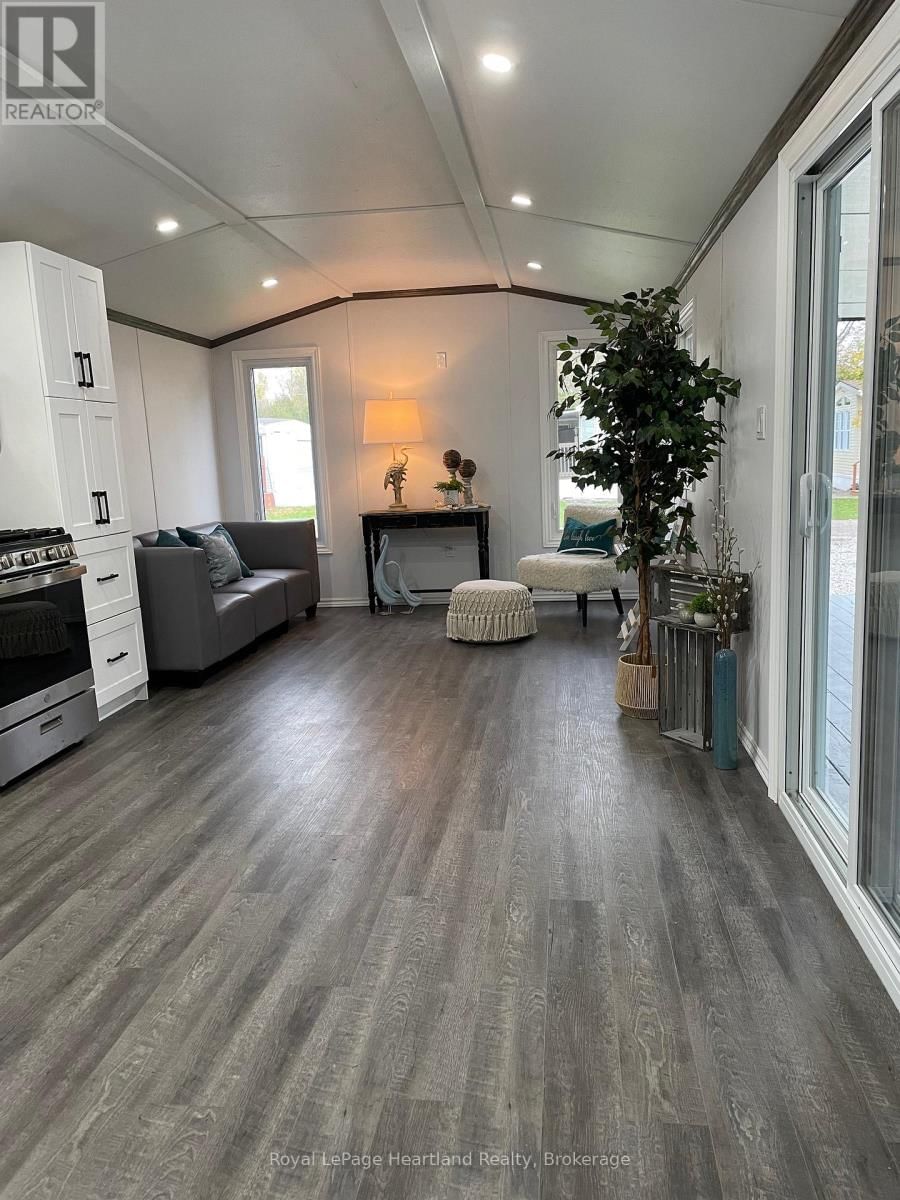 77719 BLUEWATER HIGHWAY Image 5