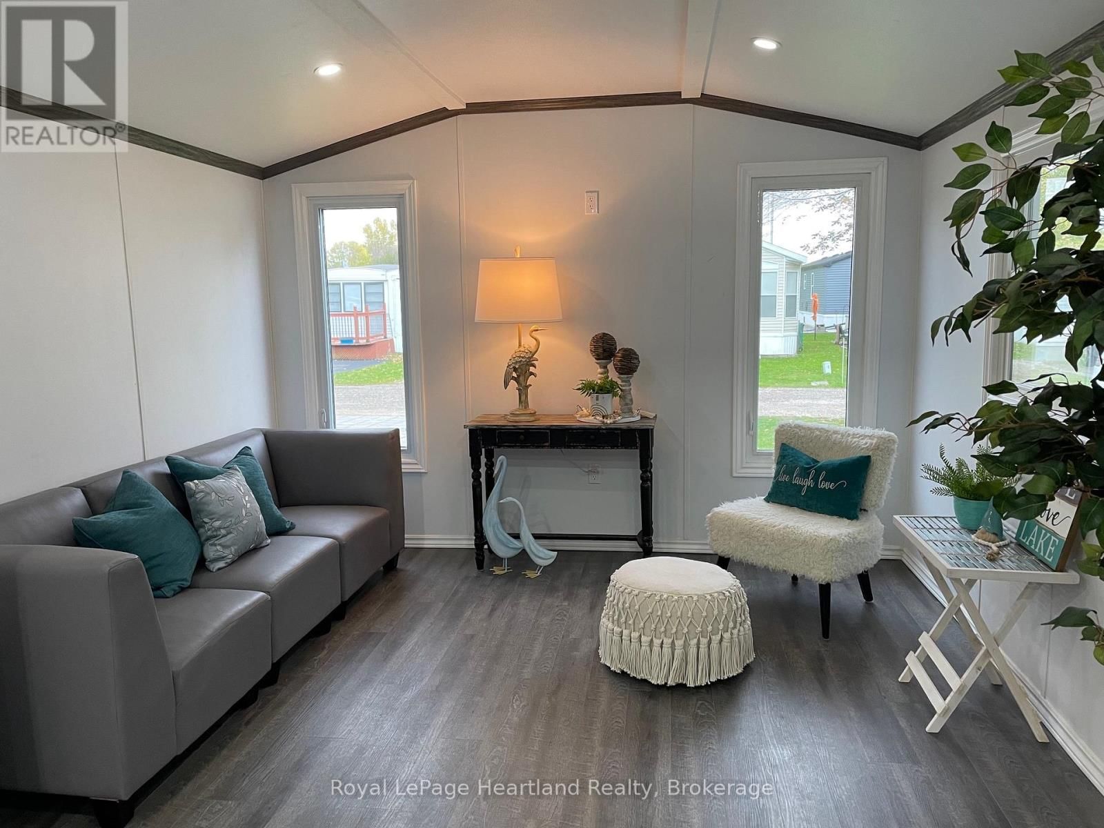 77719 BLUEWATER HIGHWAY Image 6