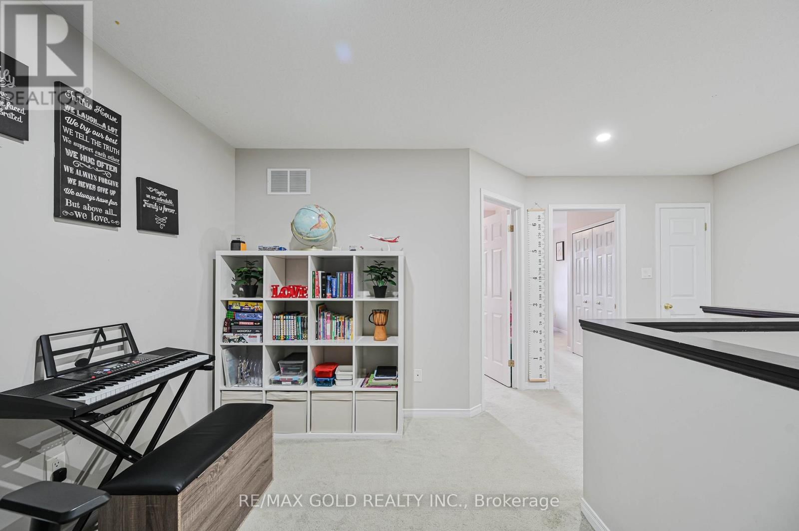 9 - 81 VALRIDGE DRIVE Image 20