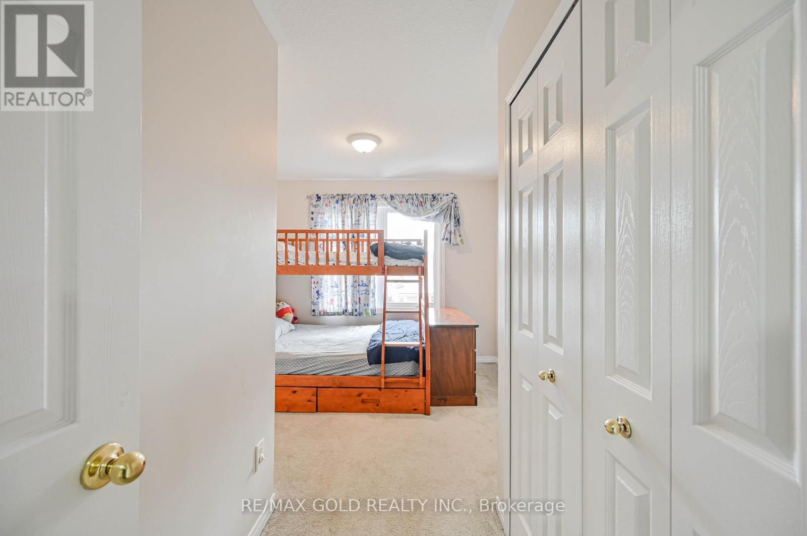 9 - 81 VALRIDGE DRIVE Image 29