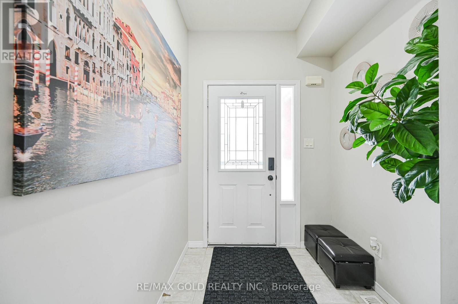 9 - 81 VALRIDGE DRIVE Image 5