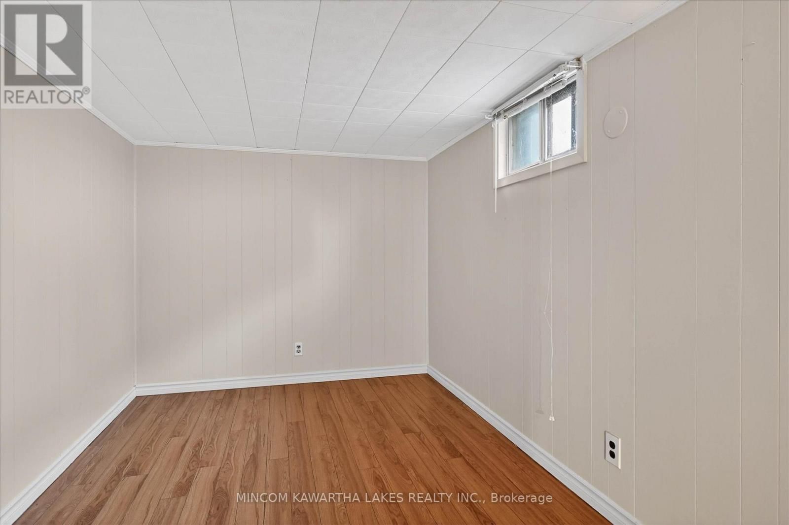 452 HAMILTON STREET Image 39