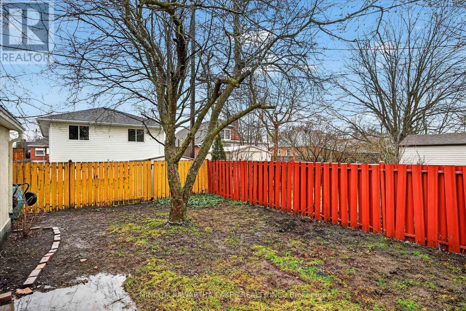 452 HAMILTON STREET Image 46