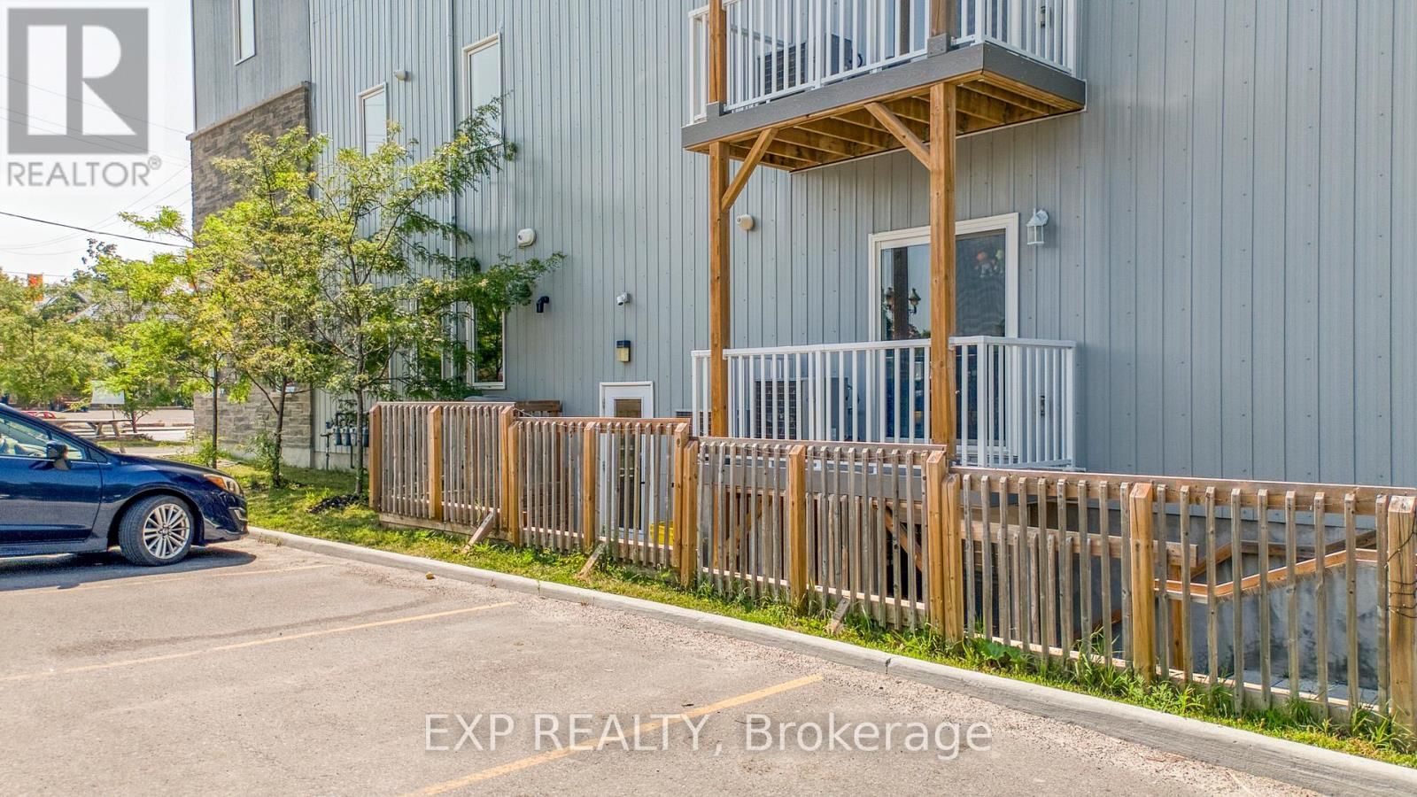 17 MOORE STREET Image 6