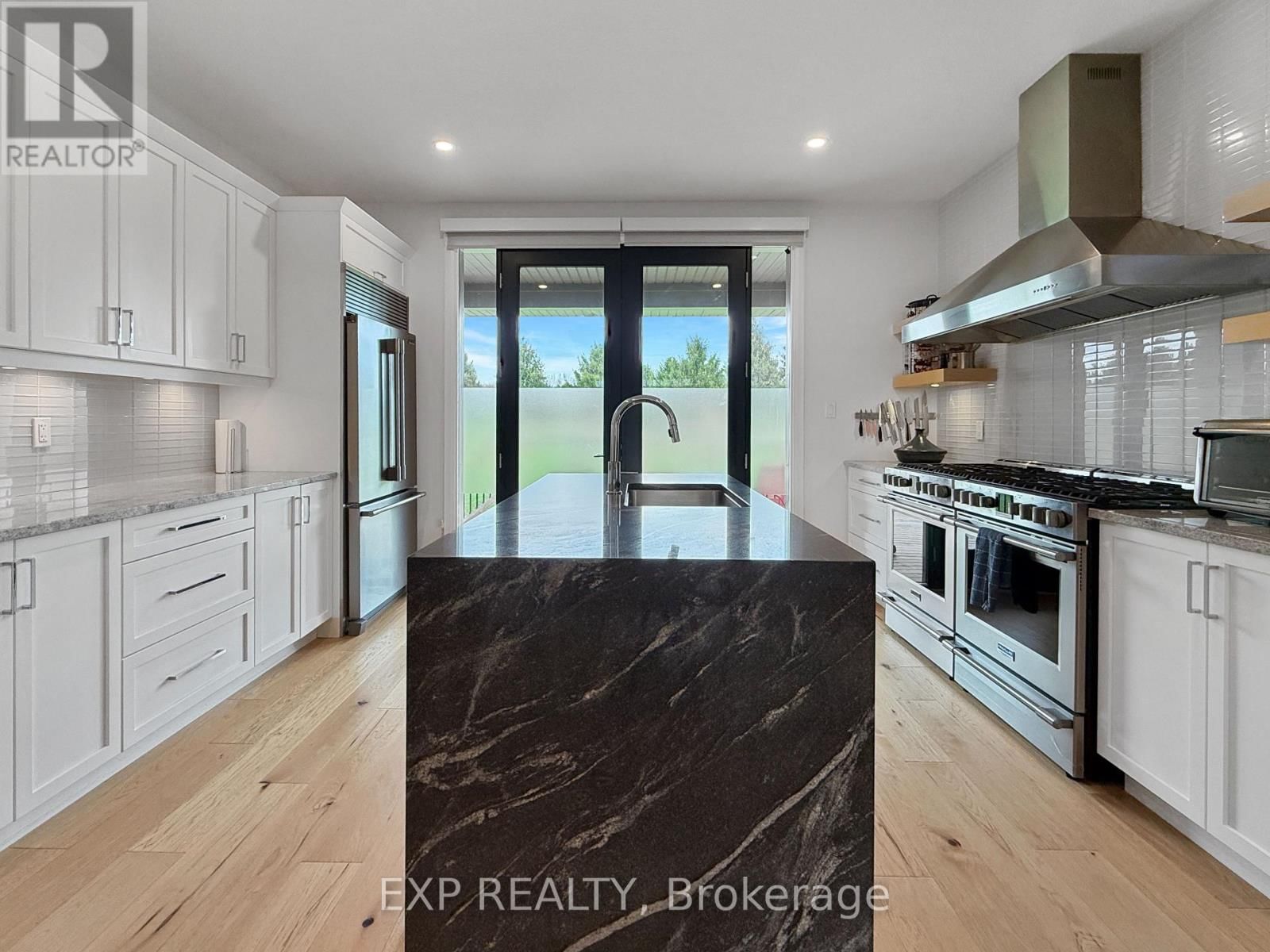 31 - 159 COLLINS WAY Image 13