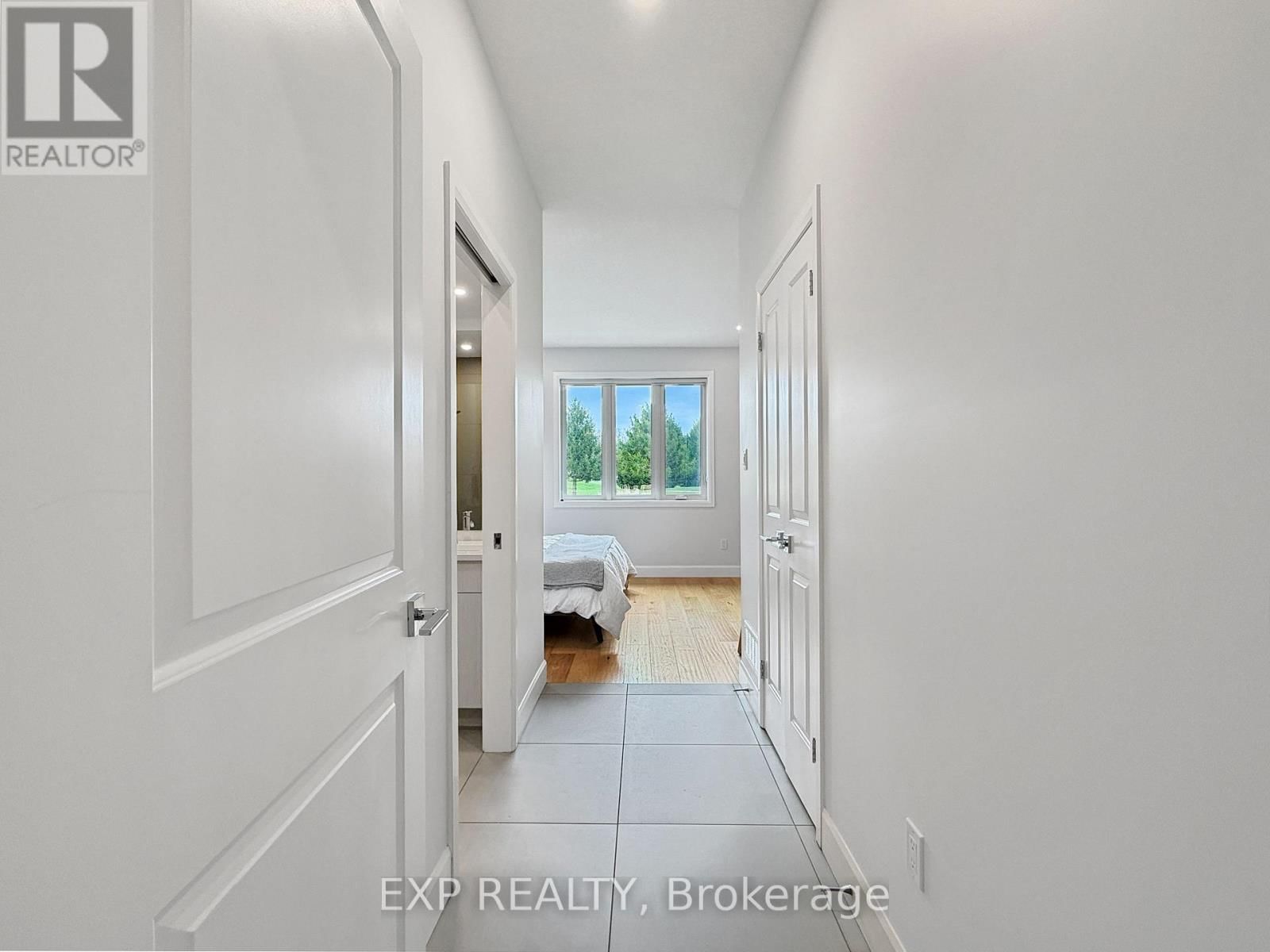 31 - 159 COLLINS WAY Image 22