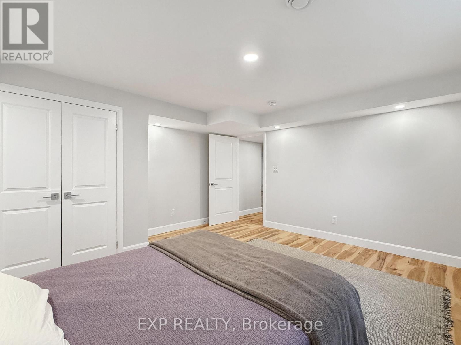 31 - 159 COLLINS WAY Image 33