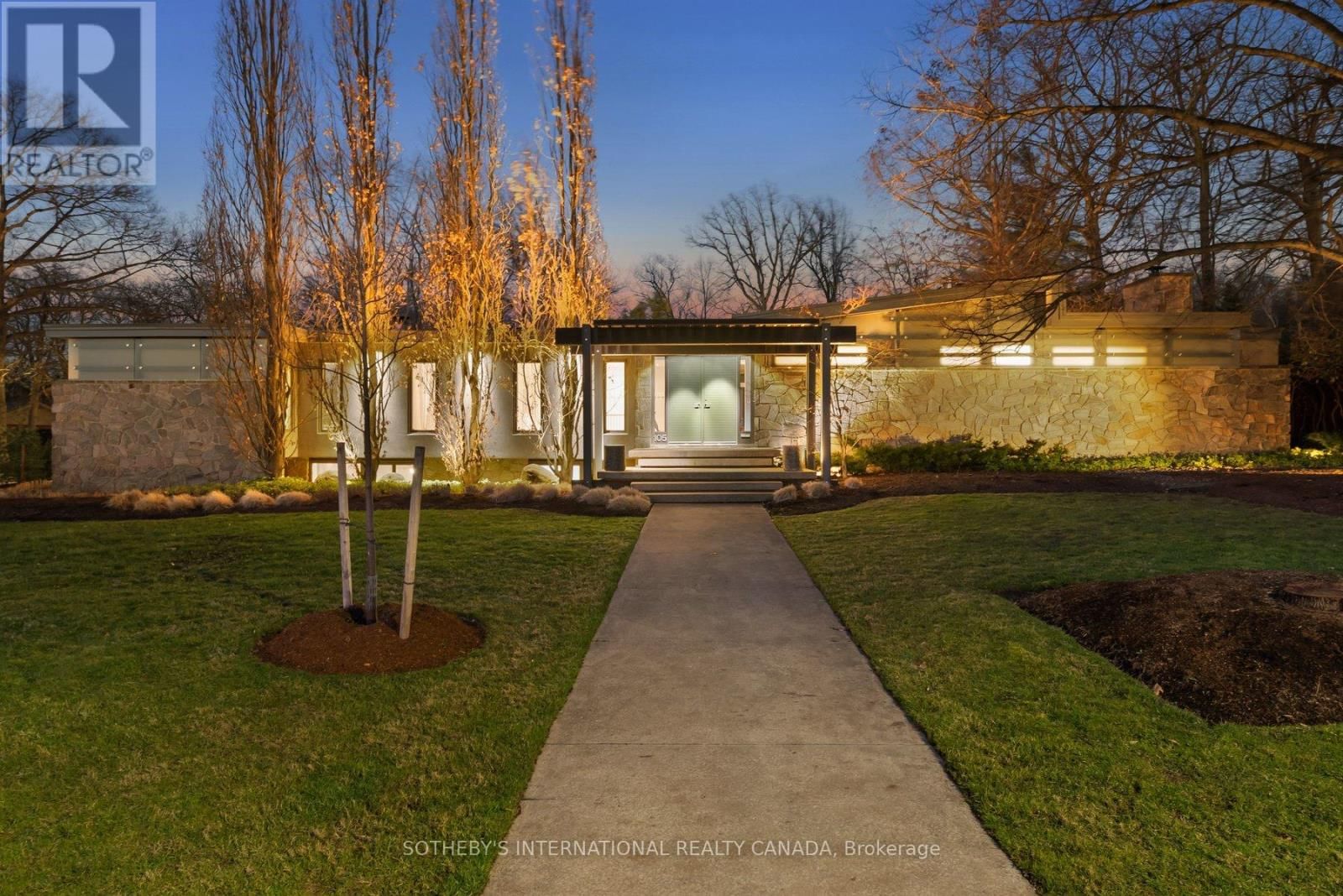 105 MARSDALE DRIVE Image 1