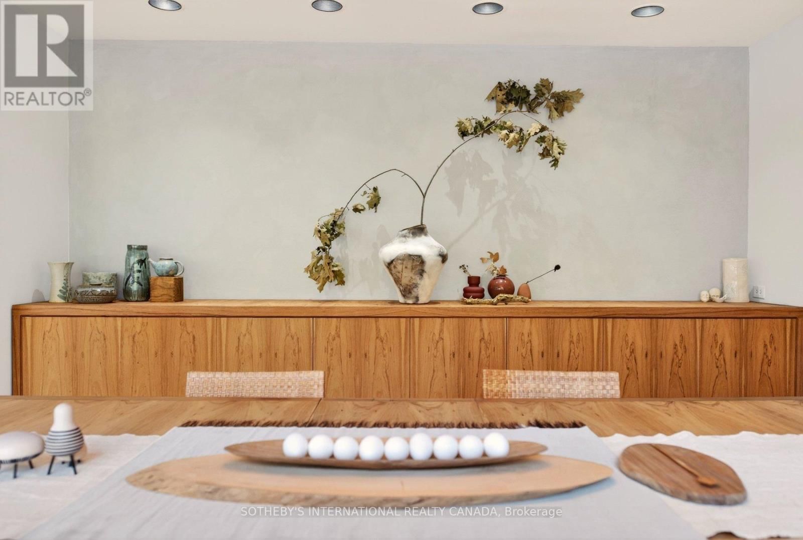 105 MARSDALE DRIVE Image 10