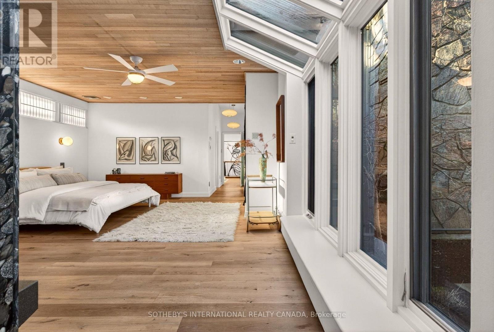 105 MARSDALE DRIVE Image 20