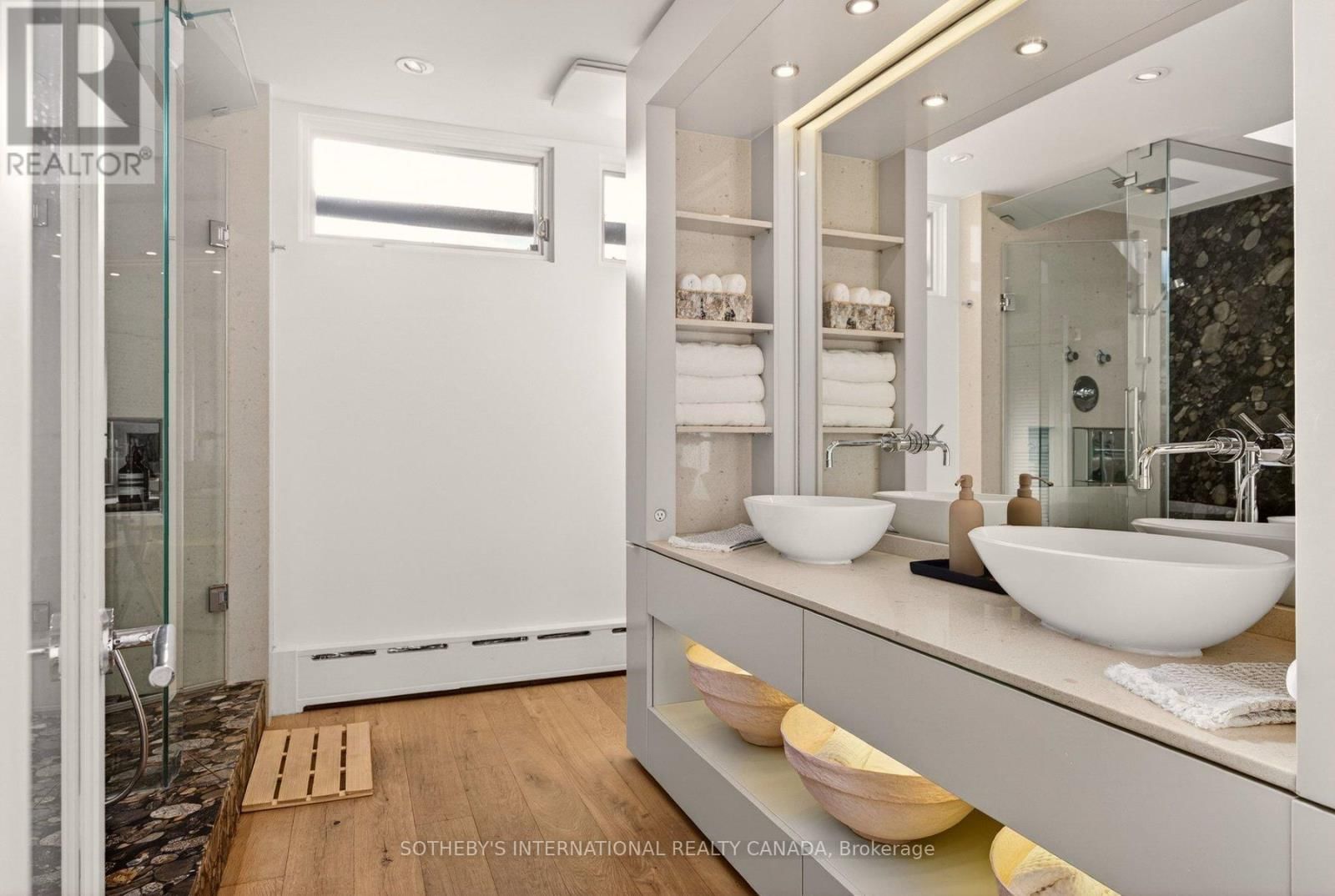 105 MARSDALE DRIVE Image 24