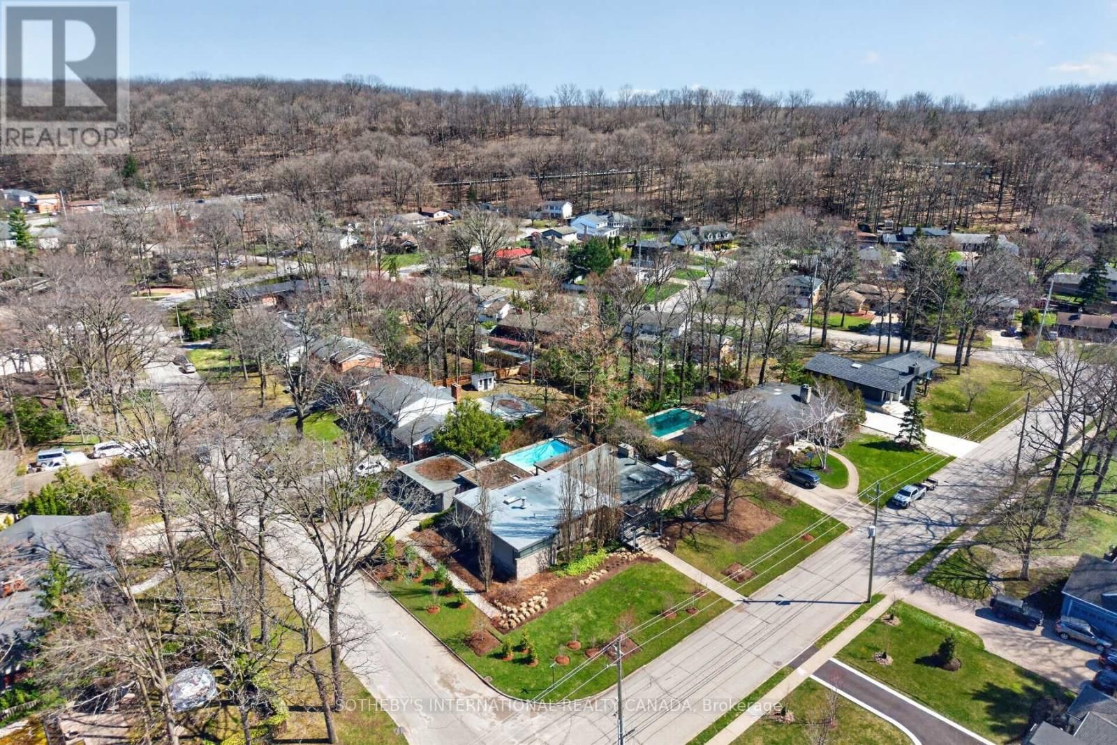 105 MARSDALE DRIVE Image 48