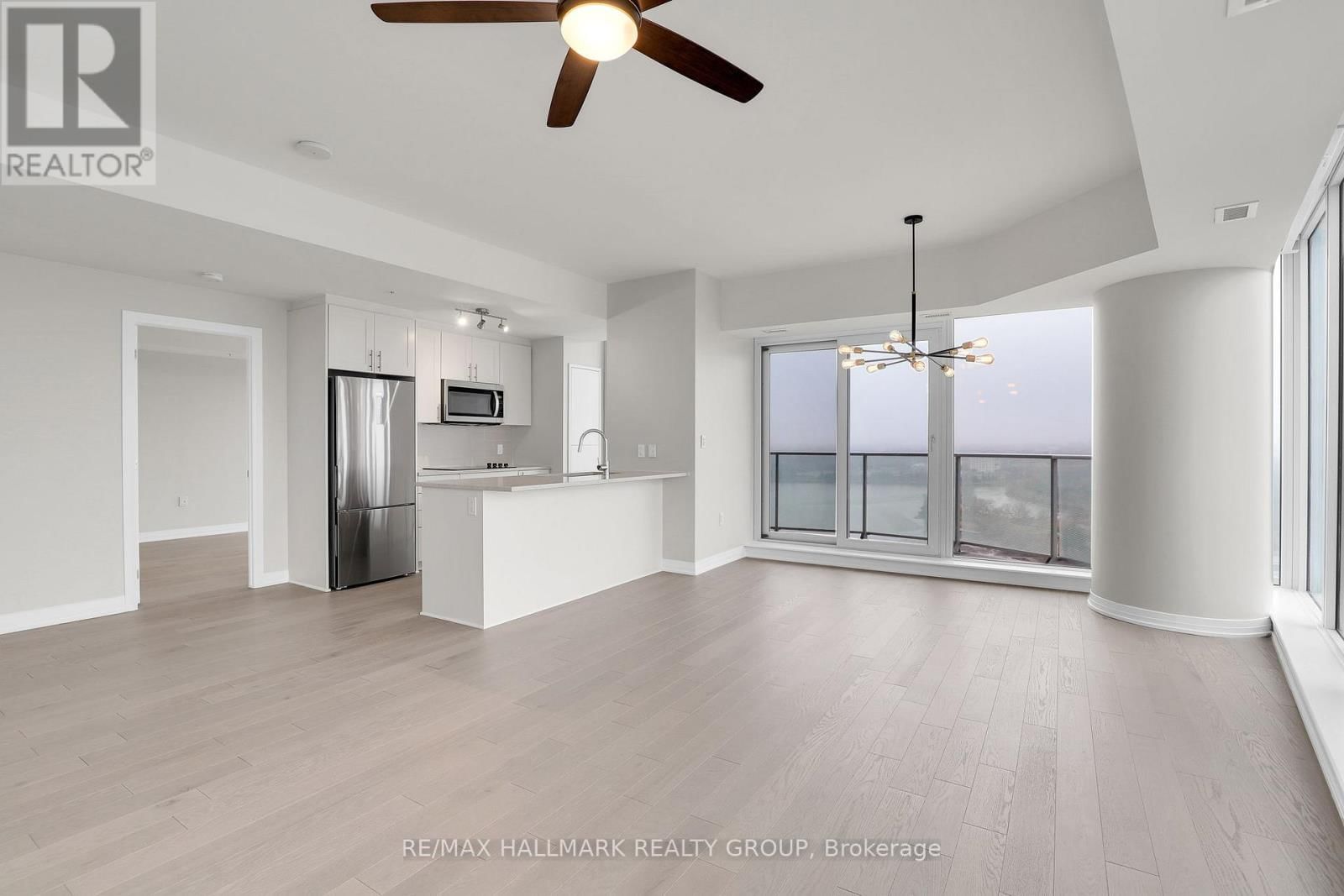 1904 - 805 CARLING AVENUE Image 12