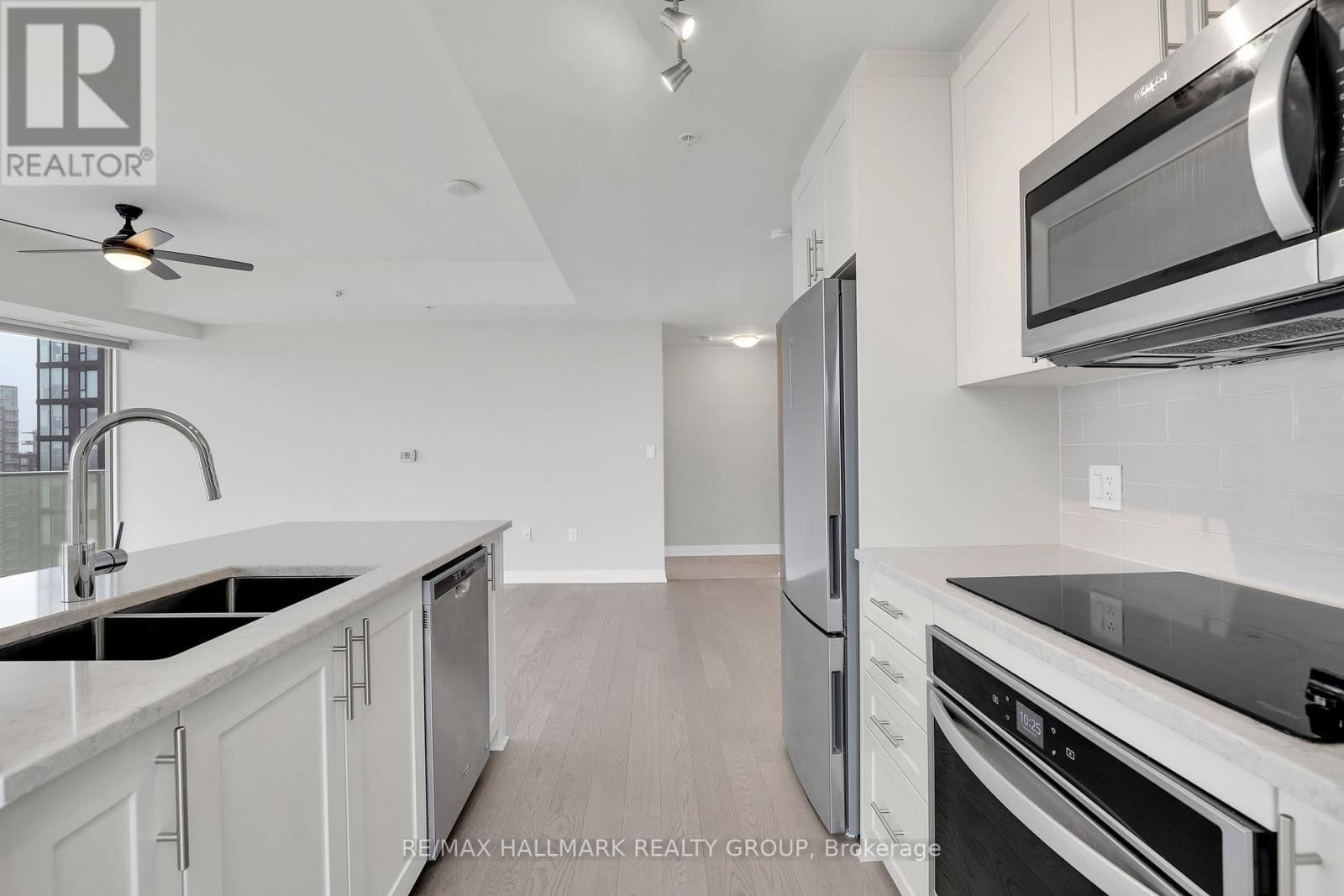 1904 - 805 CARLING AVENUE Image 16