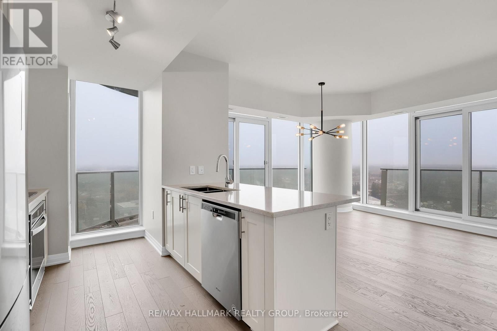 1904 - 805 CARLING AVENUE Image 18