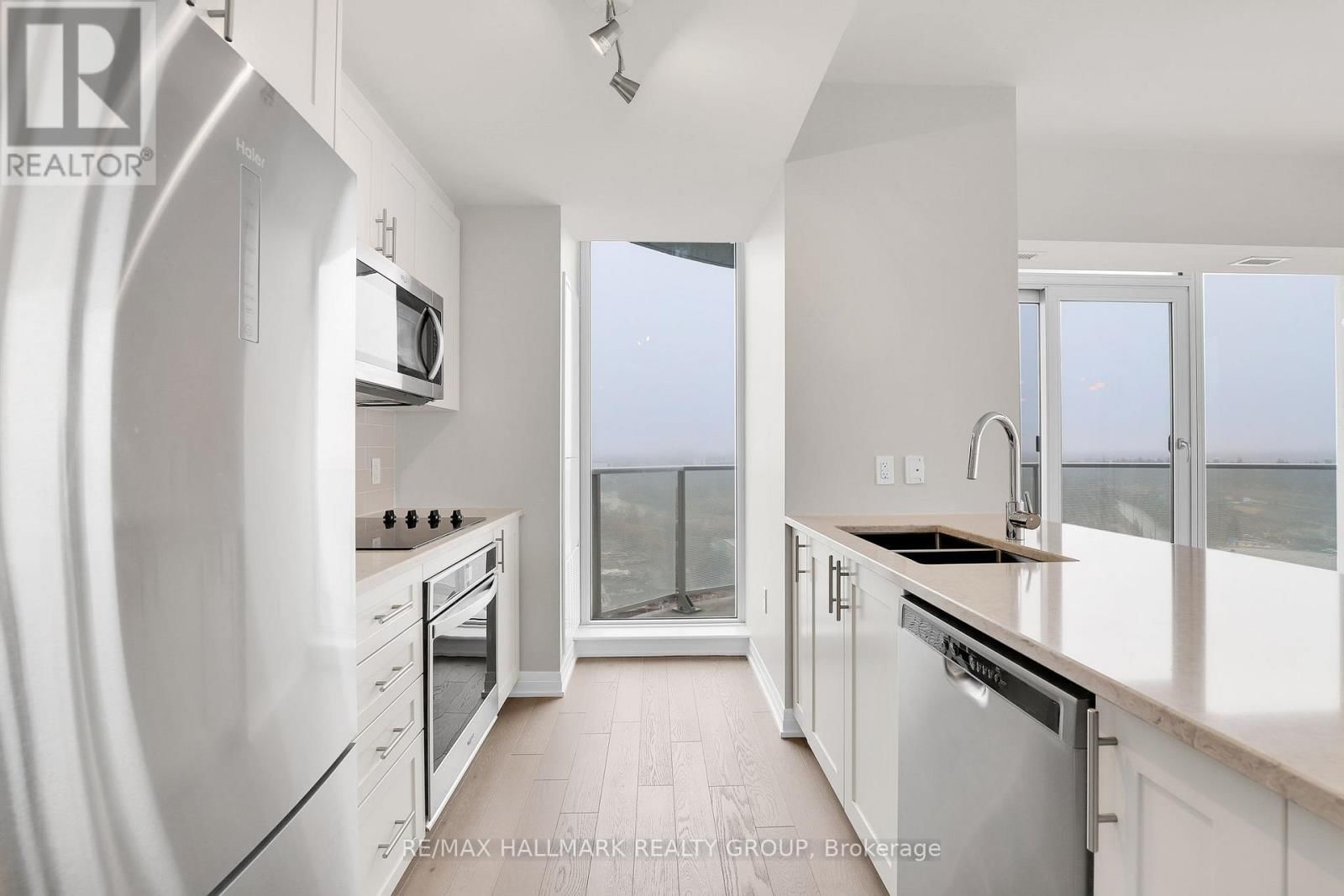 1904 - 805 CARLING AVENUE Image 20