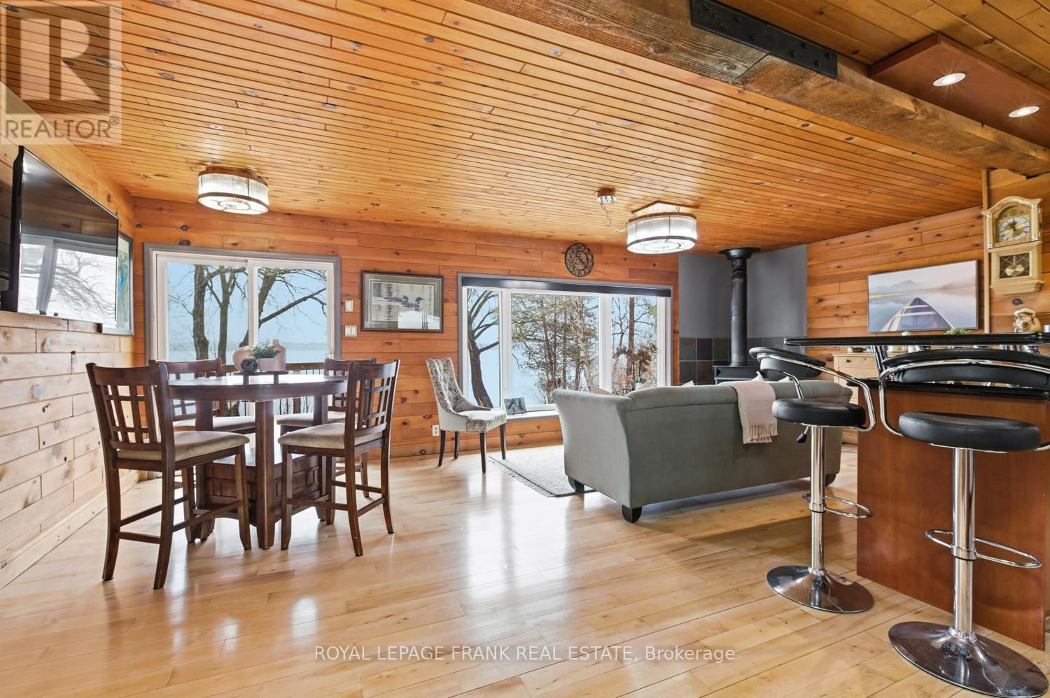 111 BALL POINT ROAD Image 26