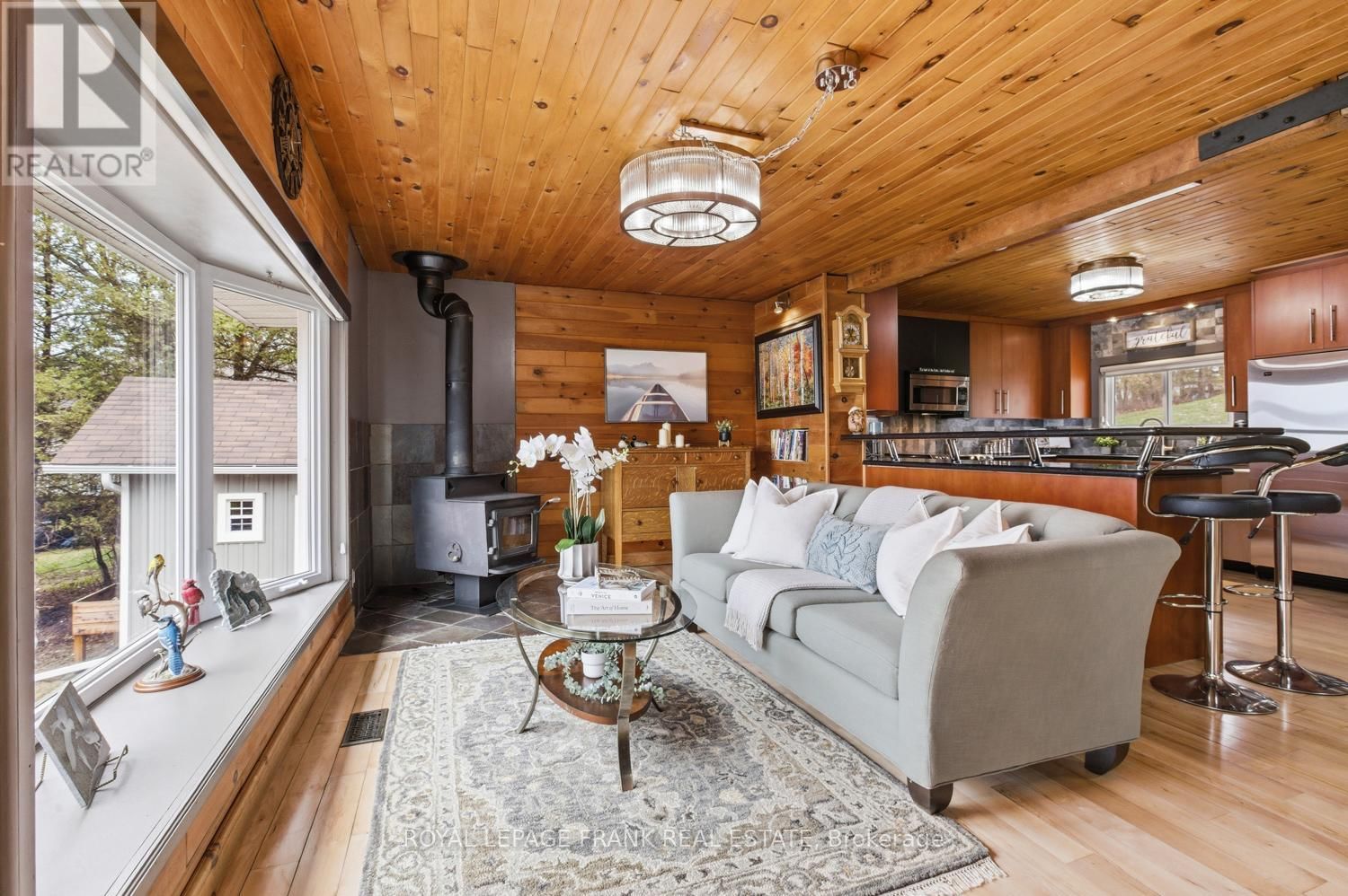 111 BALL POINT ROAD Image 28