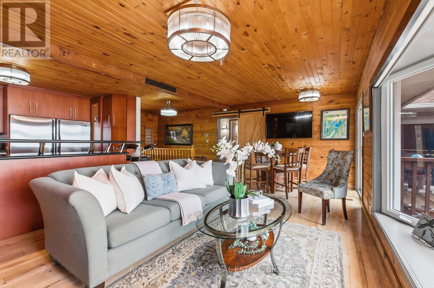 111 BALL POINT ROAD Image 32