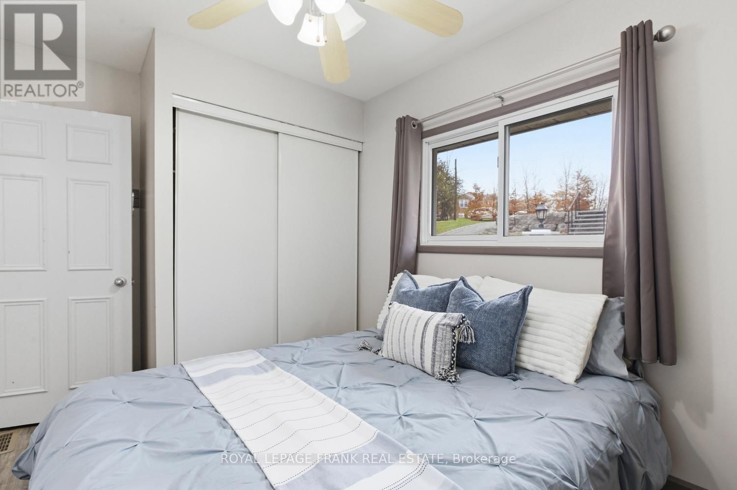 111 BALL POINT ROAD Image 36