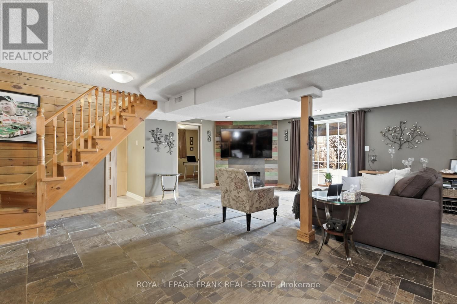 111 BALL POINT ROAD Image 41