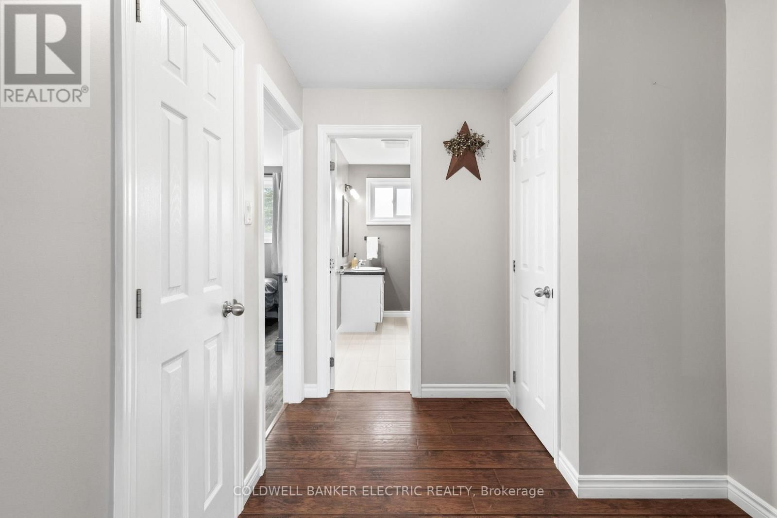 30 WOODS AVENUE Image 14