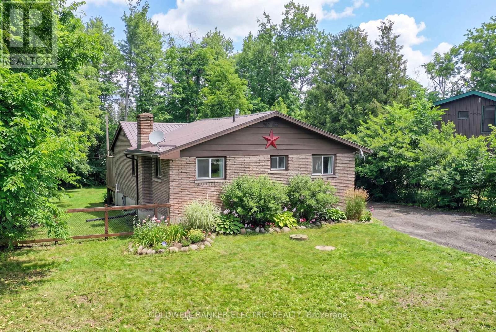 30 WOODS AVENUE Image 2