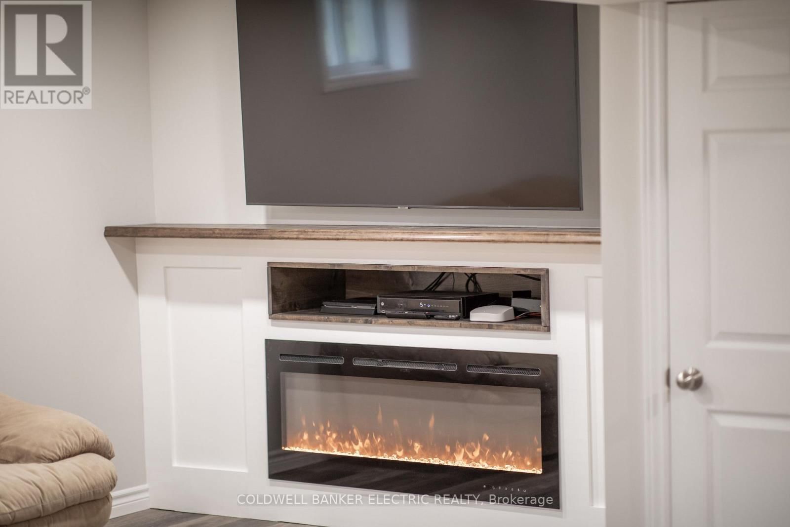 30 WOODS AVENUE Image 26