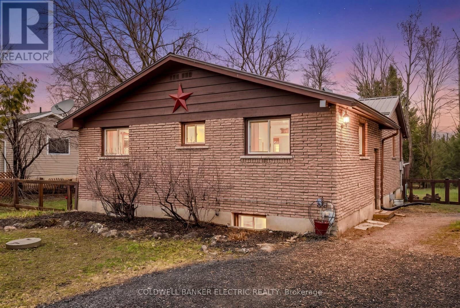 30 WOODS AVENUE Image 3