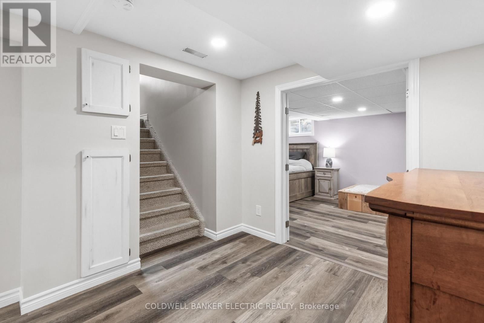 30 WOODS AVENUE Image 30