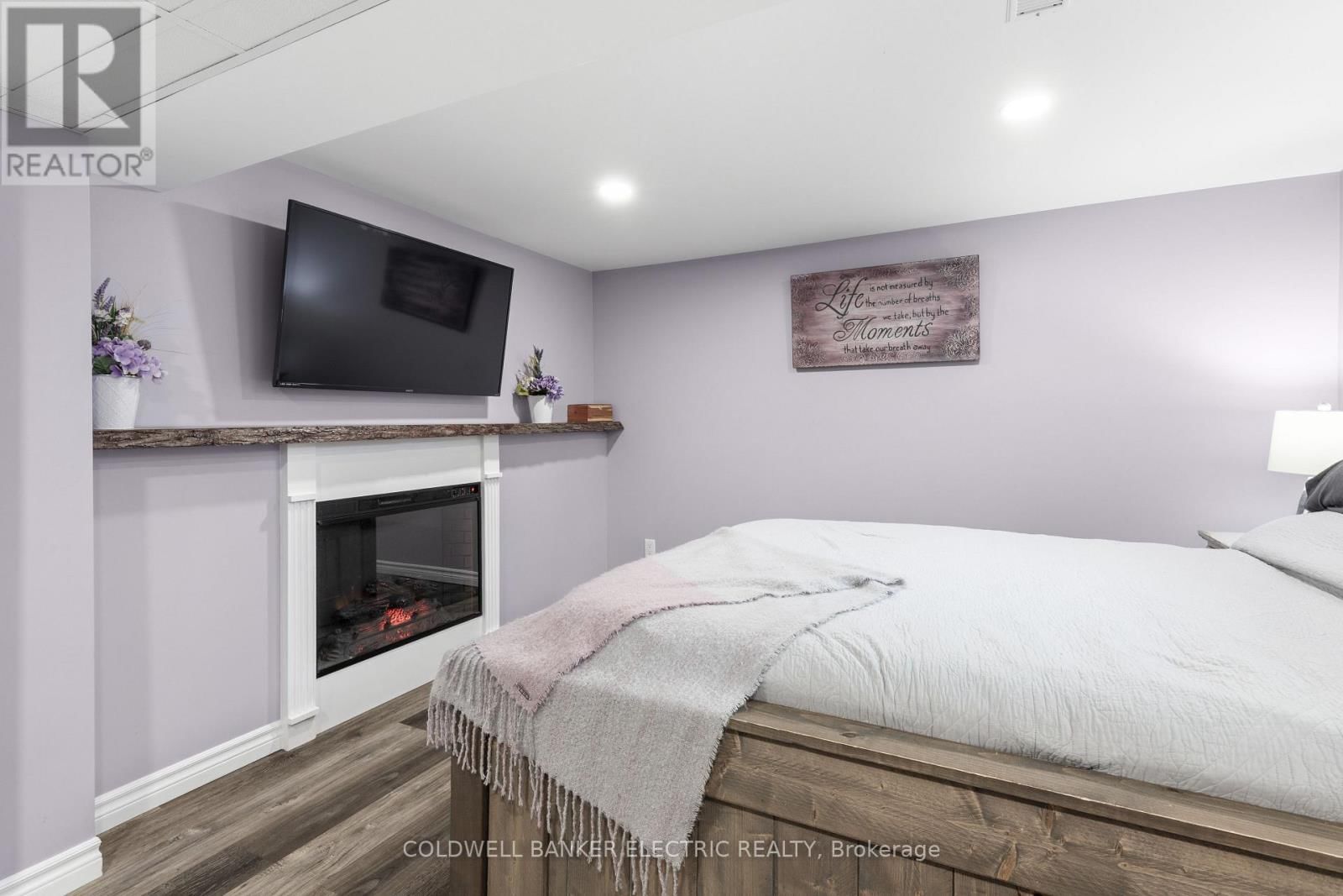 30 WOODS AVENUE Image 33